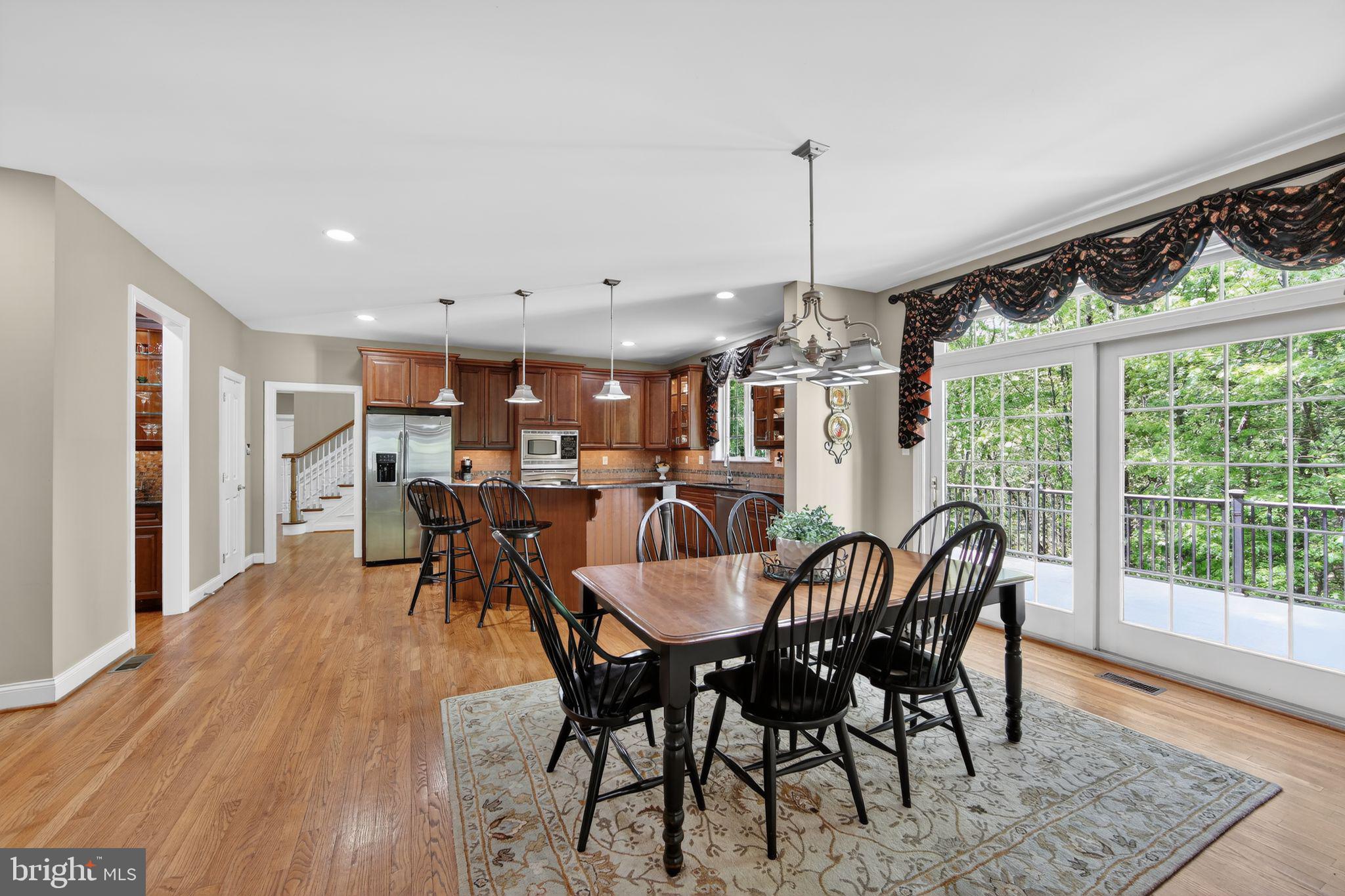 VIRGINIA GLEN - Residential