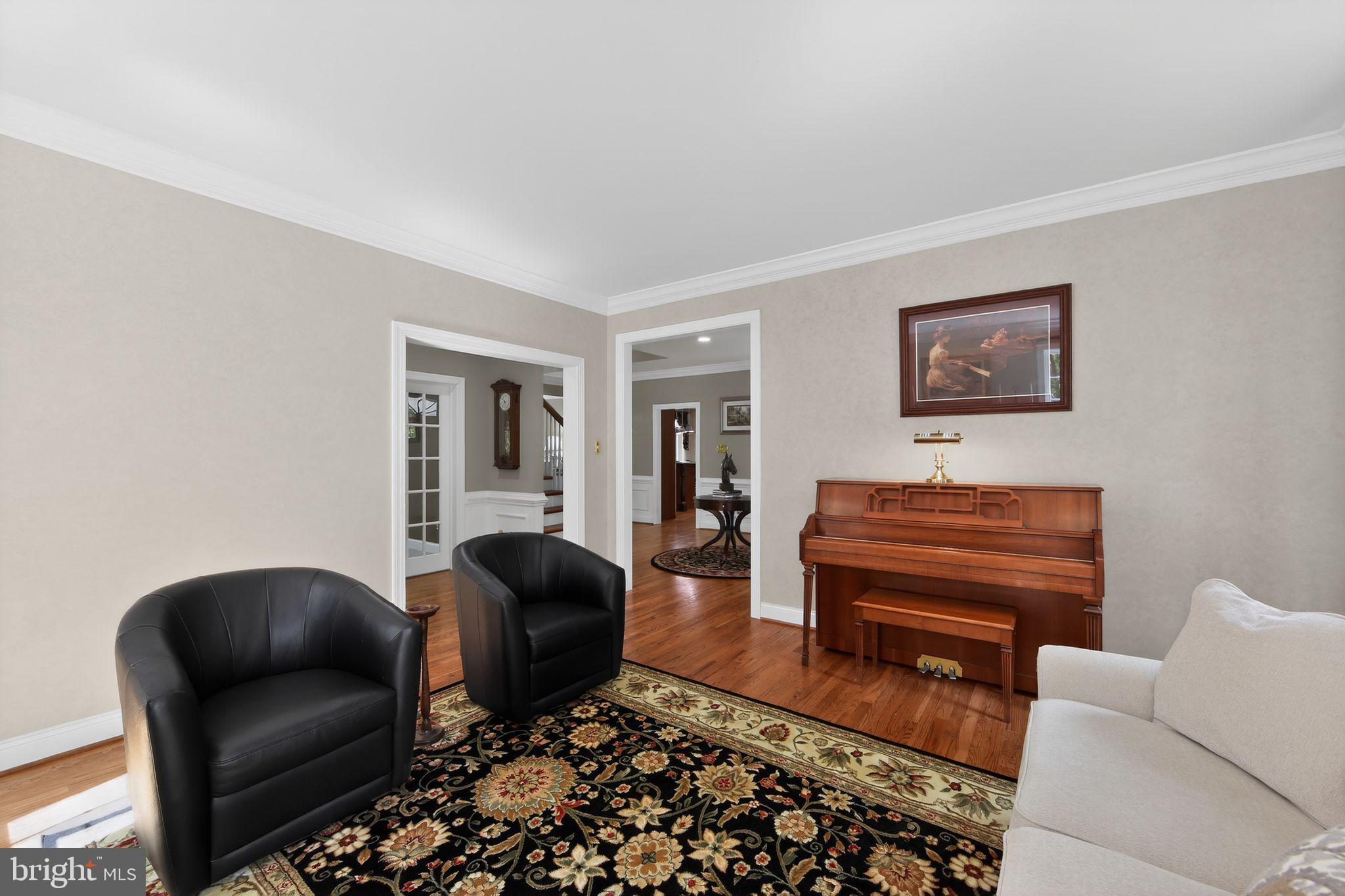 VIRGINIA GLEN - Residential