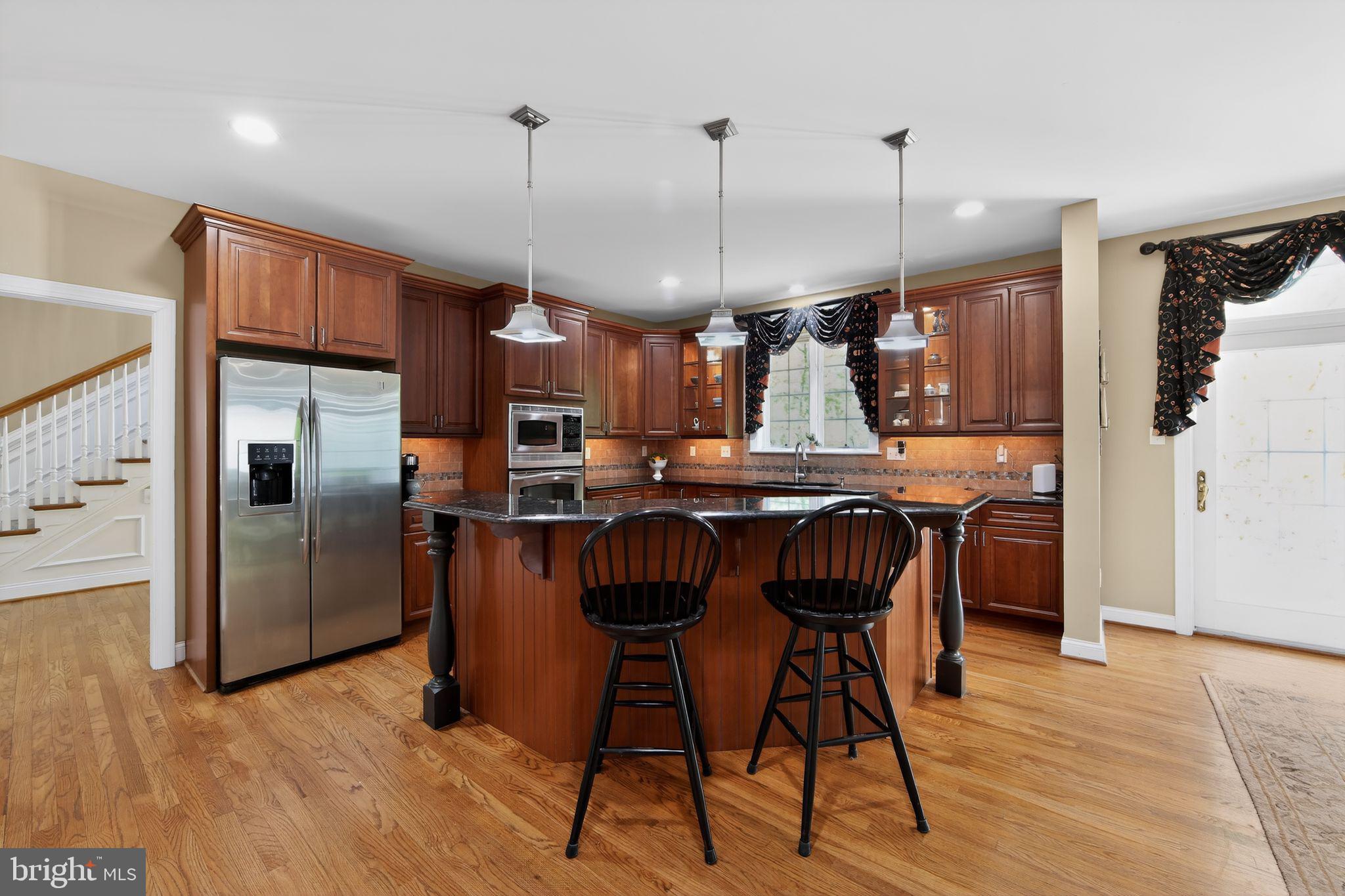 VIRGINIA GLEN - Residential