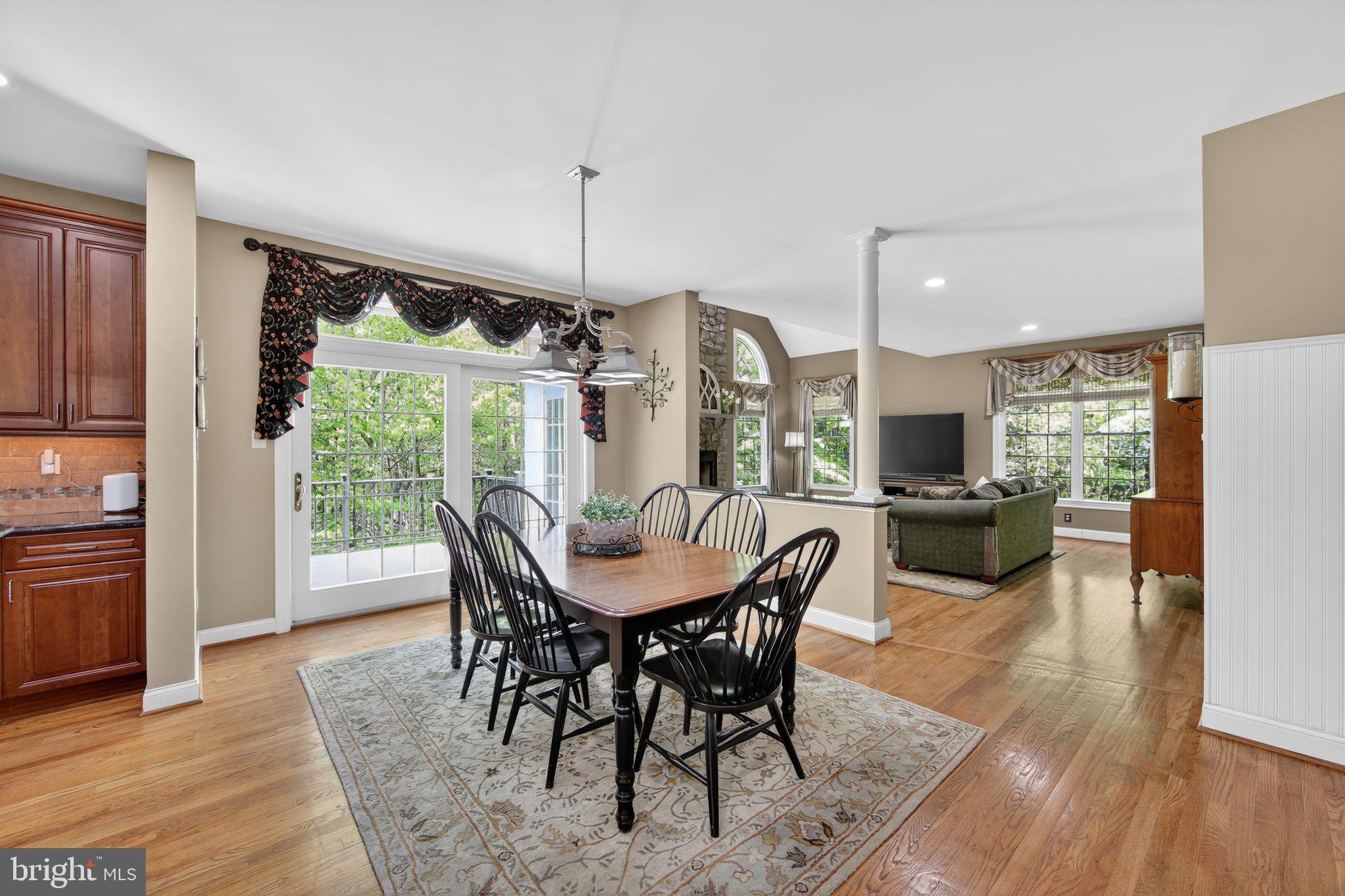 VIRGINIA GLEN - Residential