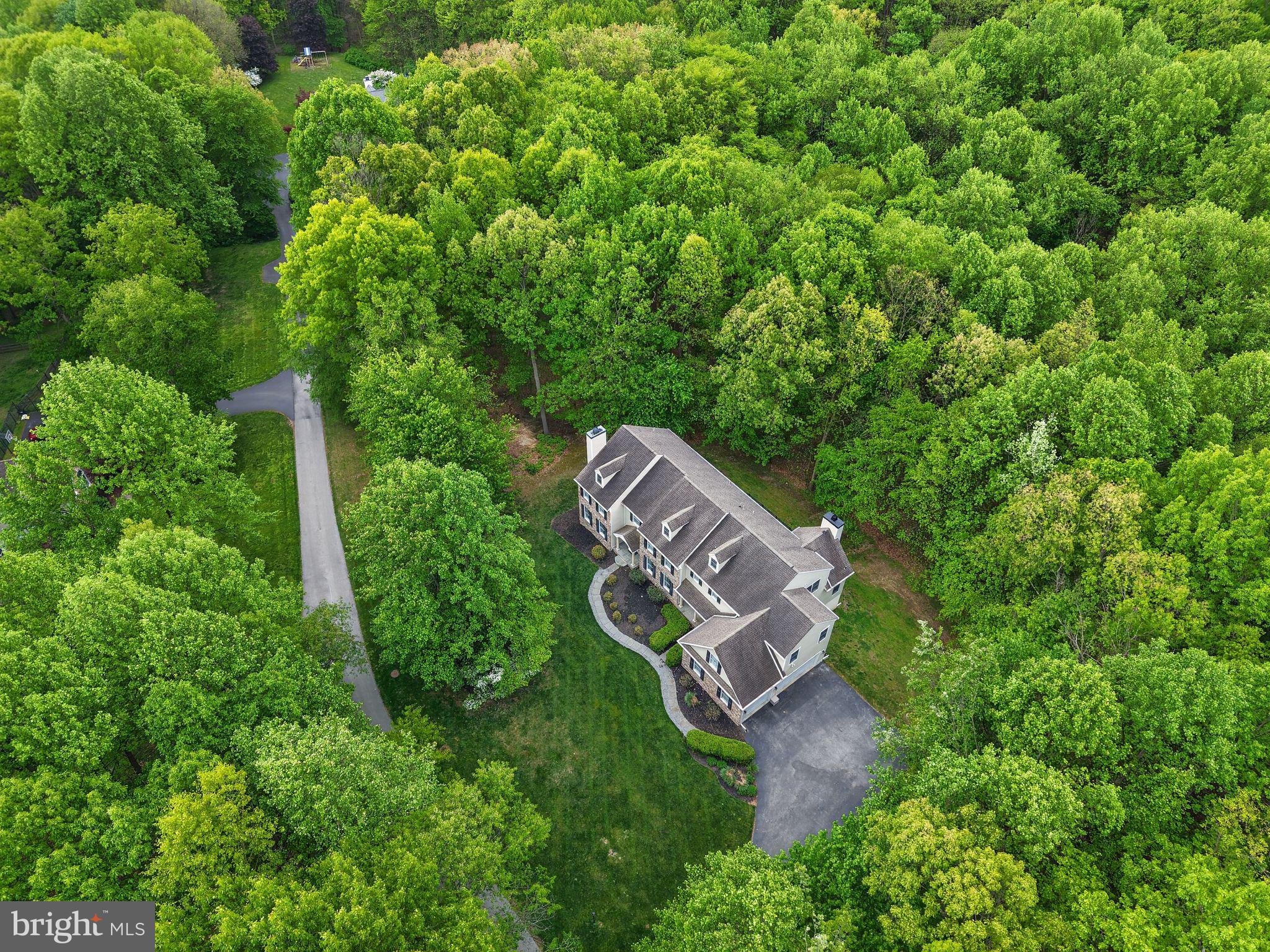 VIRGINIA GLEN - Residential