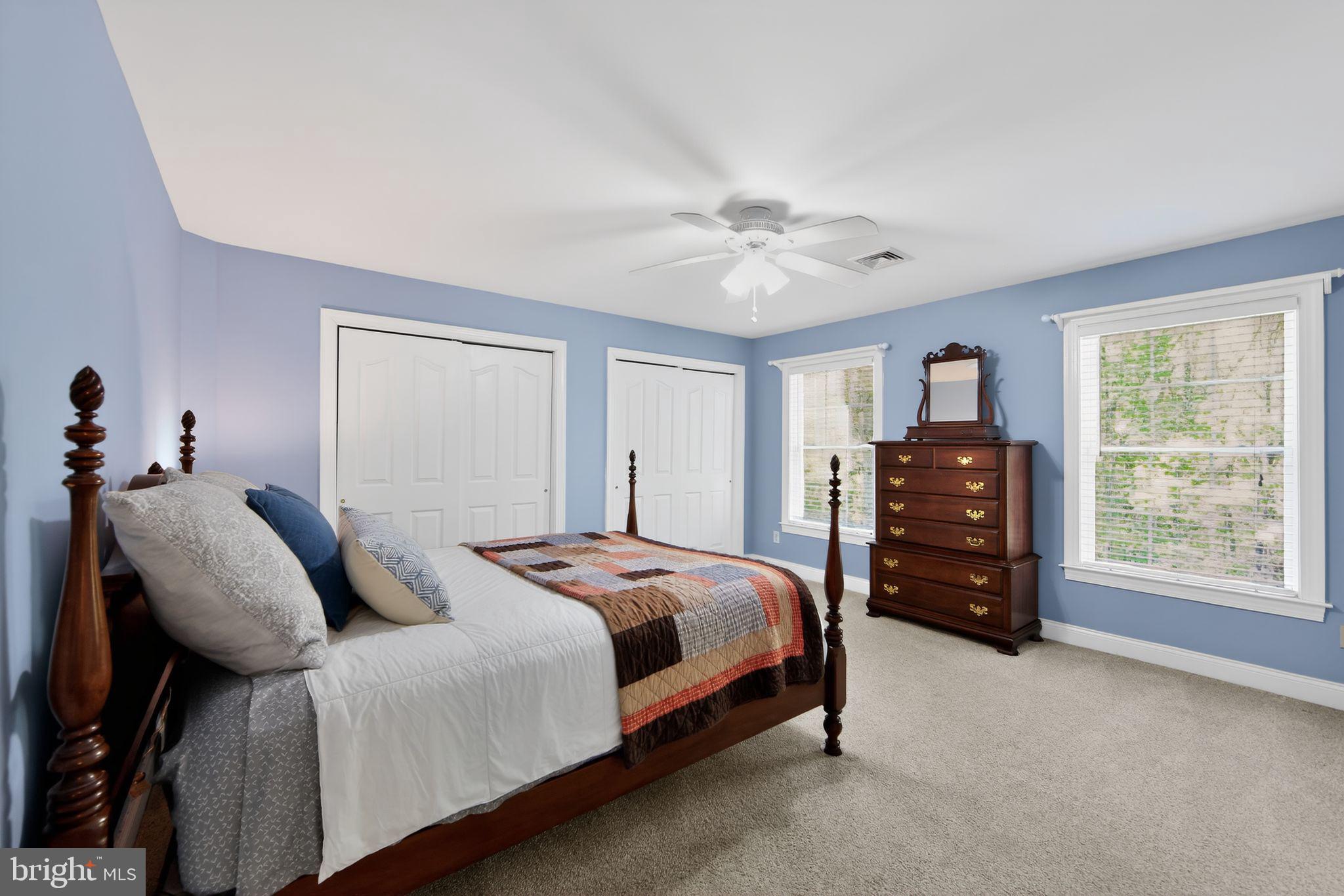 VIRGINIA GLEN - Residential