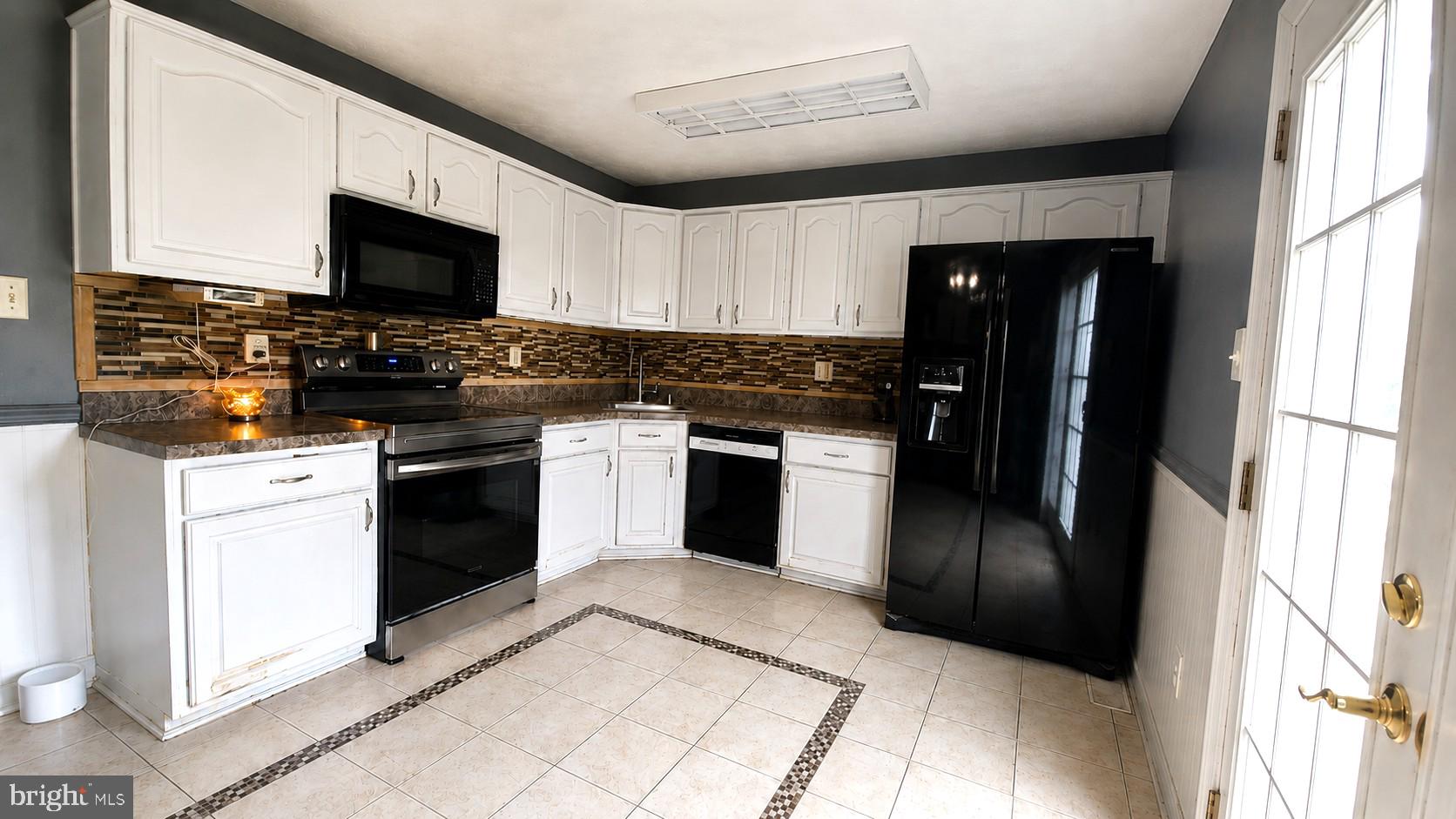 1 TALISTER COURT