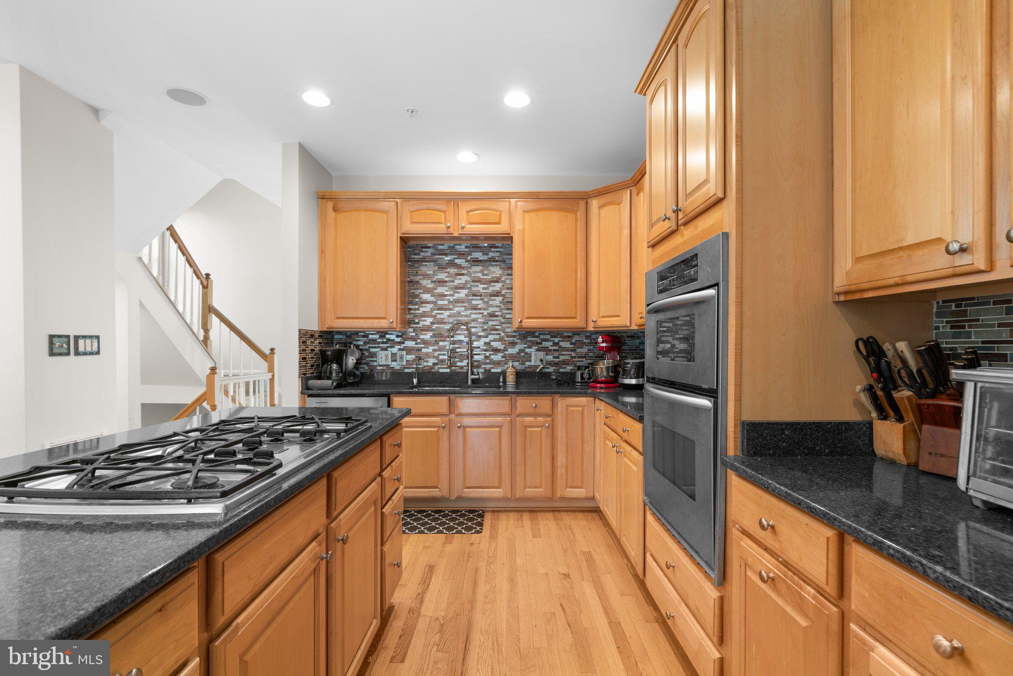 MONTJOY - Residential Lease