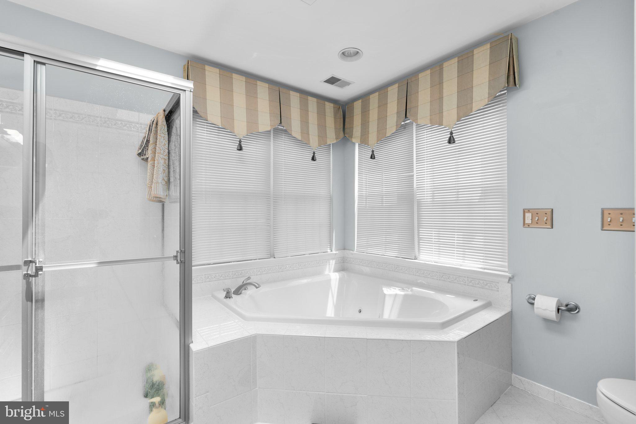 MONTJOY - Residential Lease