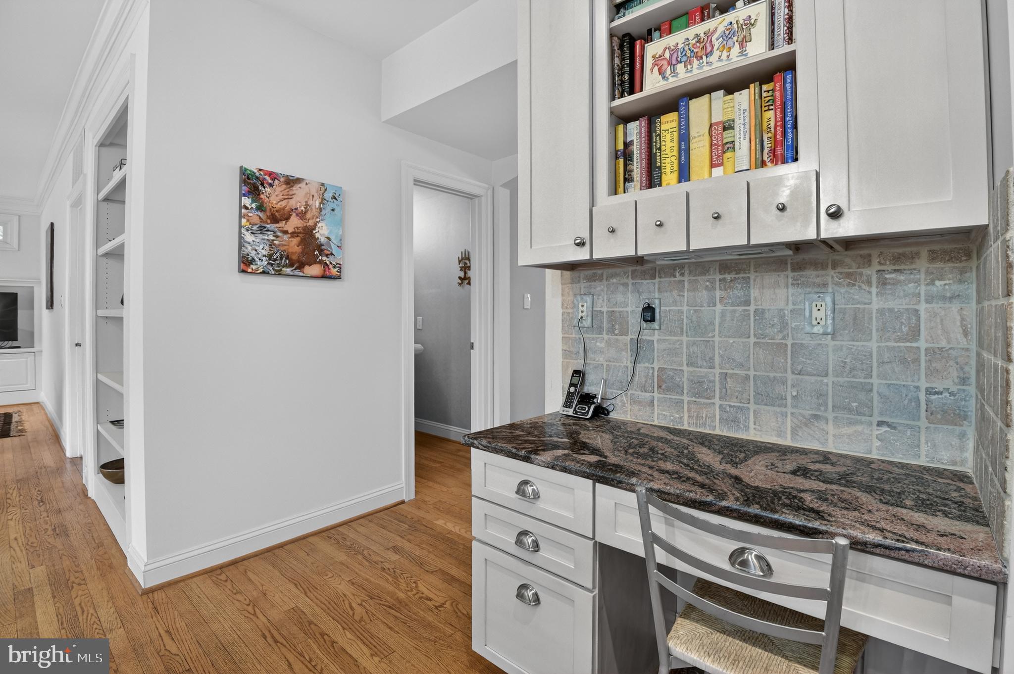 BRADLEY WOODS - Residential