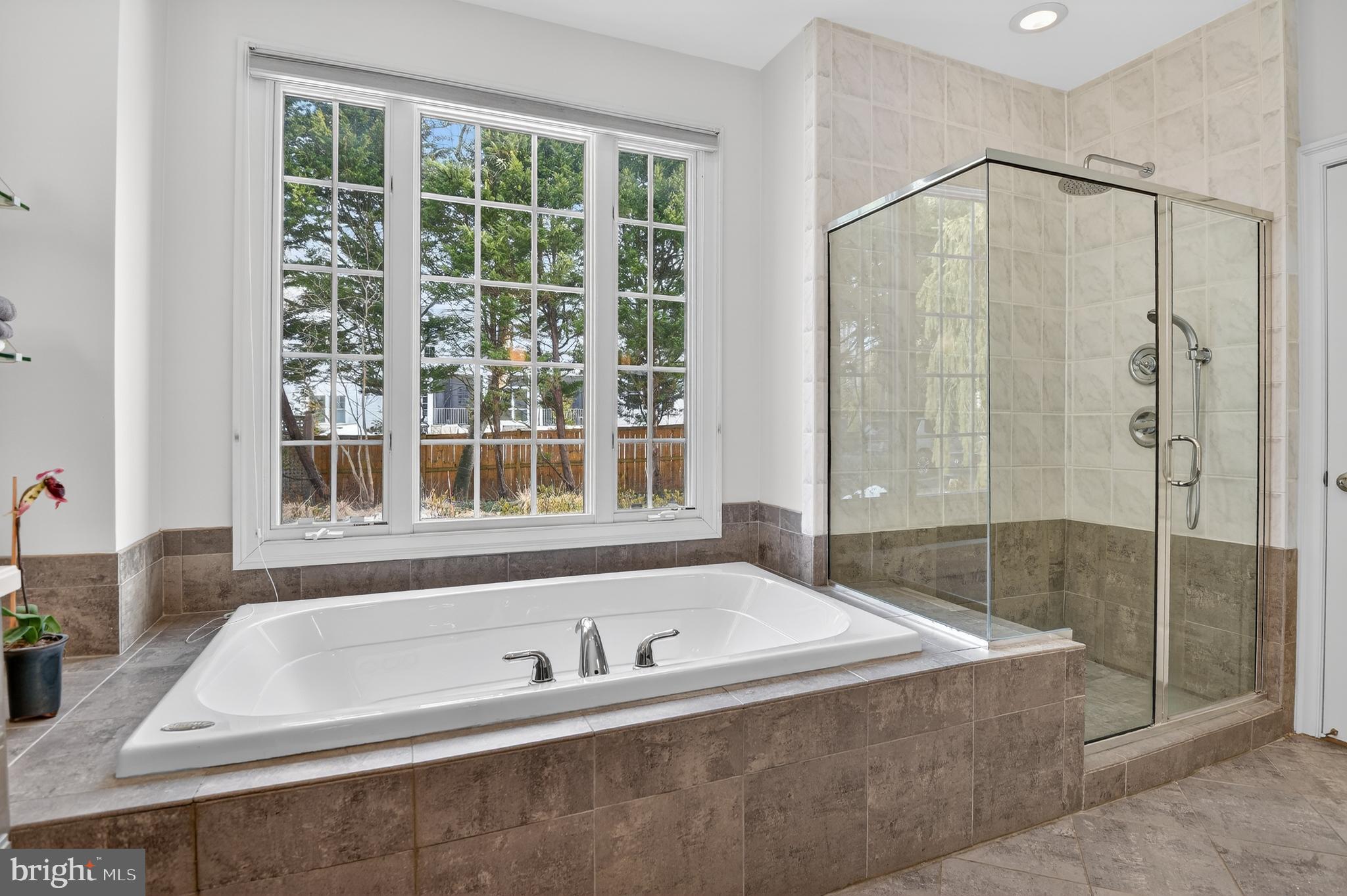 BRADLEY WOODS - Residential