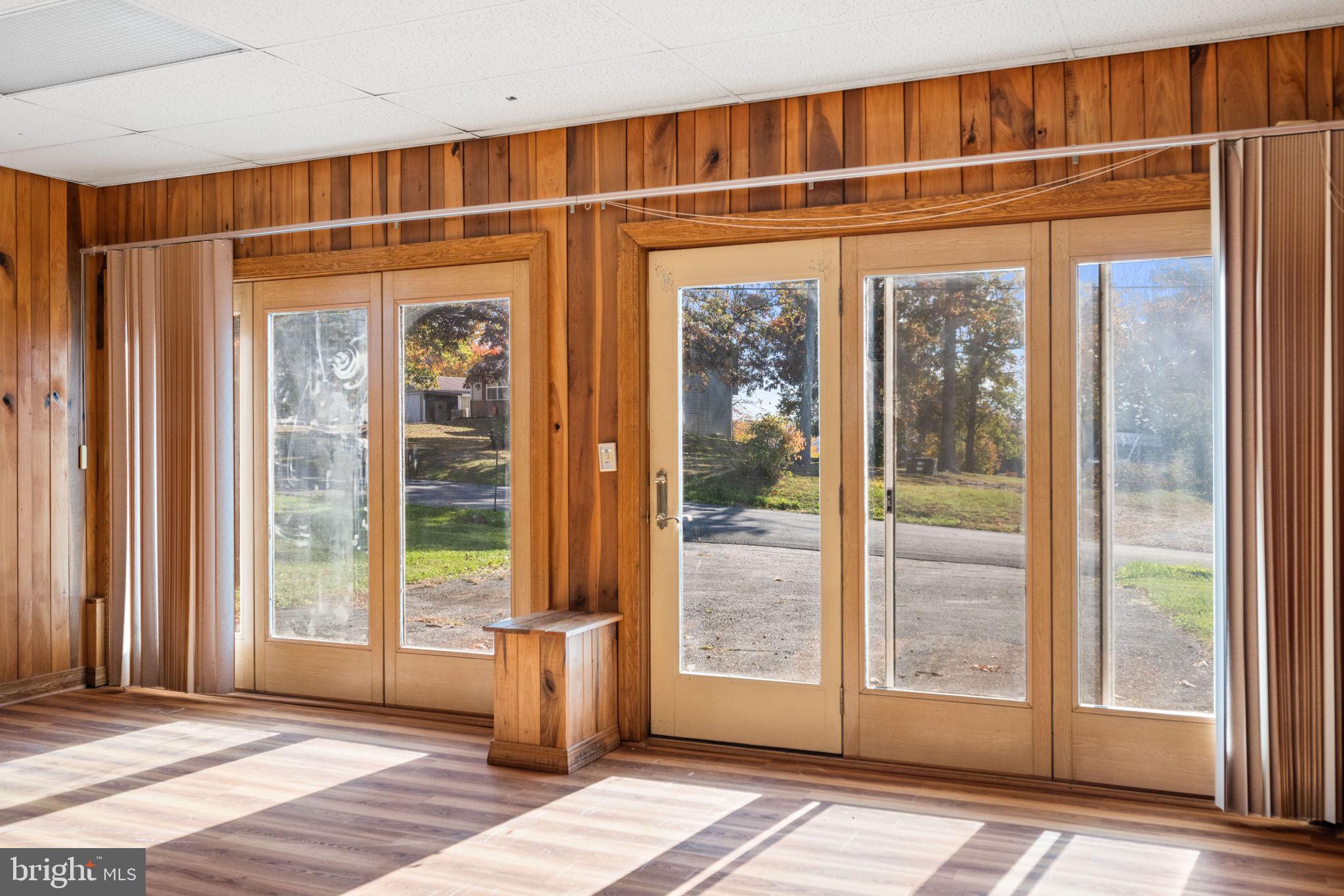 CARROLL COUNTY FARMETTES - Residential