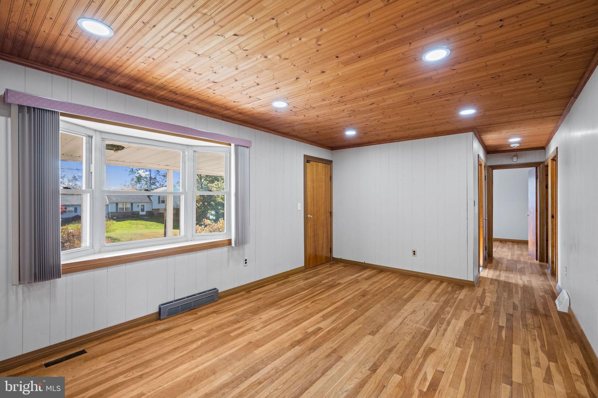 CARROLL COUNTY FARMETTES - Residential