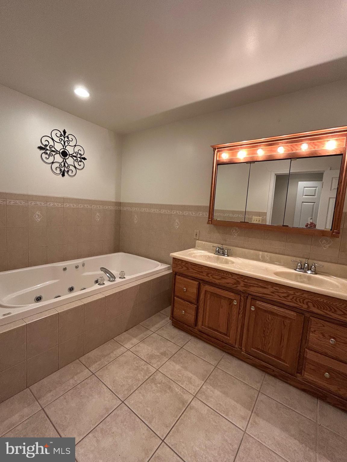 GRANITE - Residential Lease