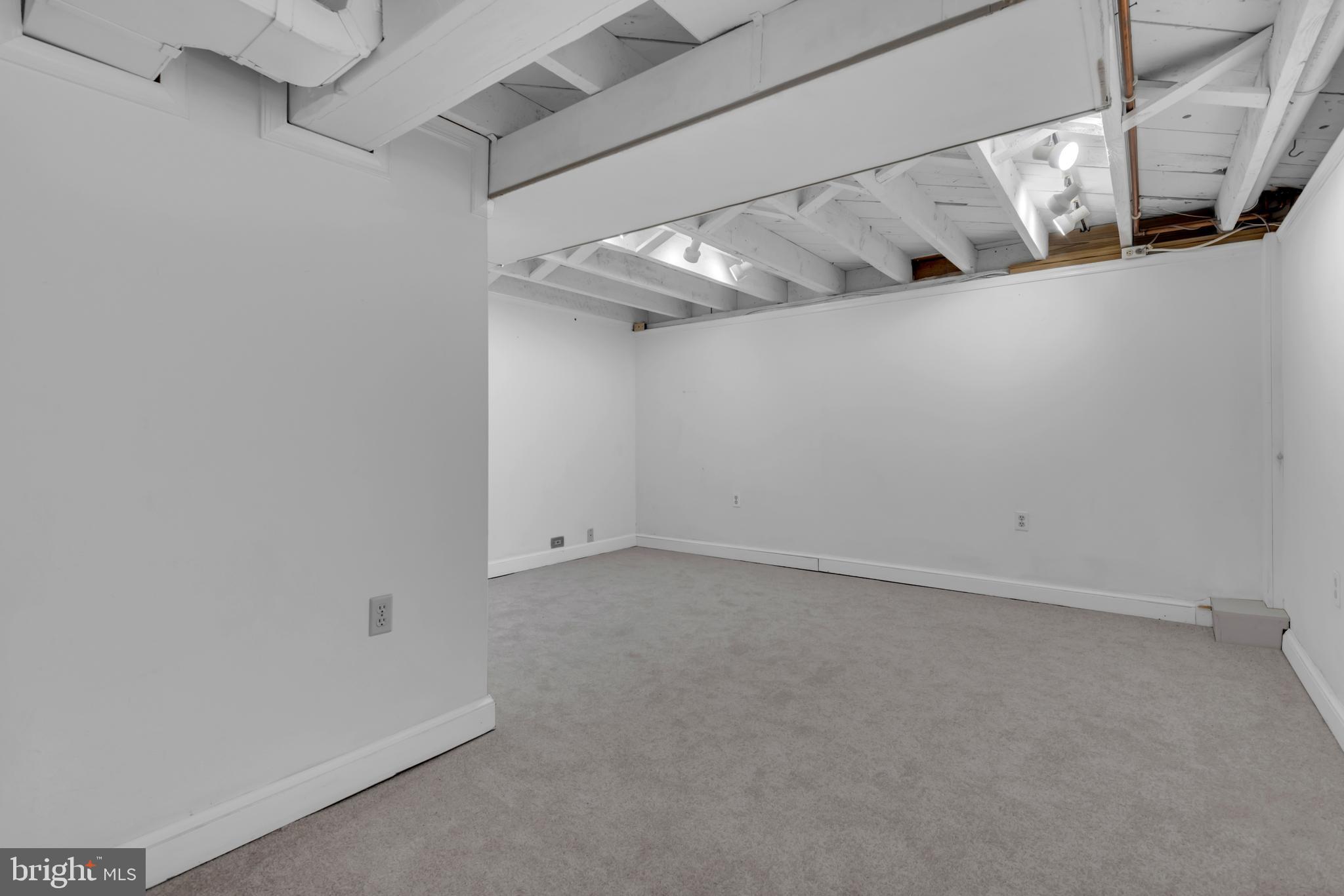 SEVERNA PARK - Residential