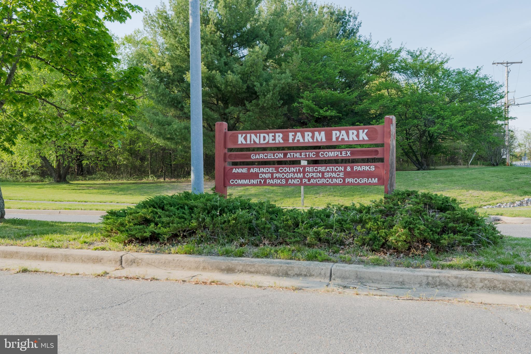 SEVERNA PARK - Residential