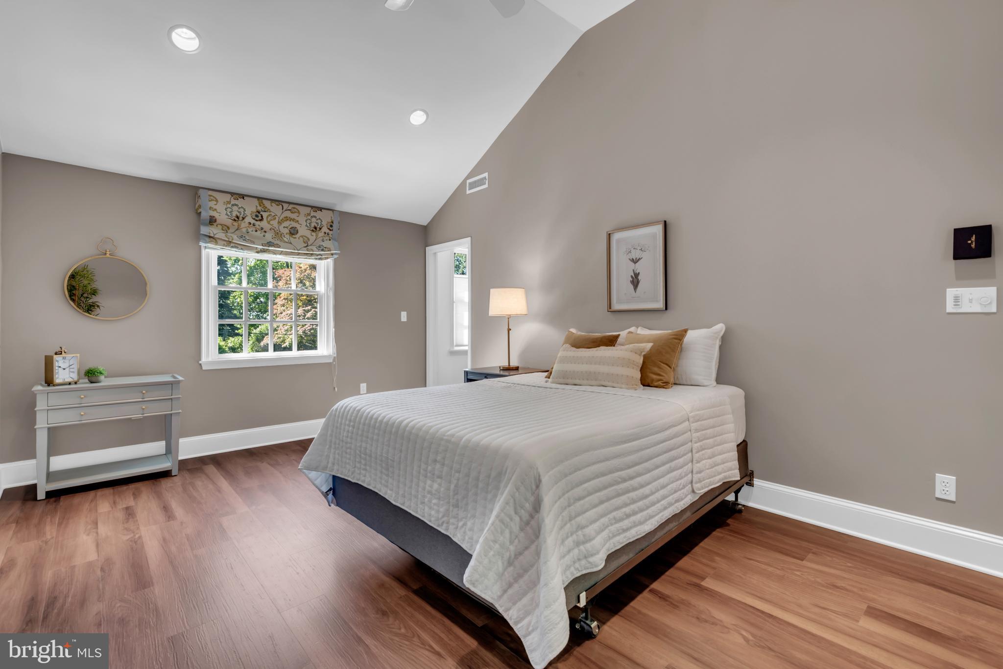 SEVERNA PARK - Residential