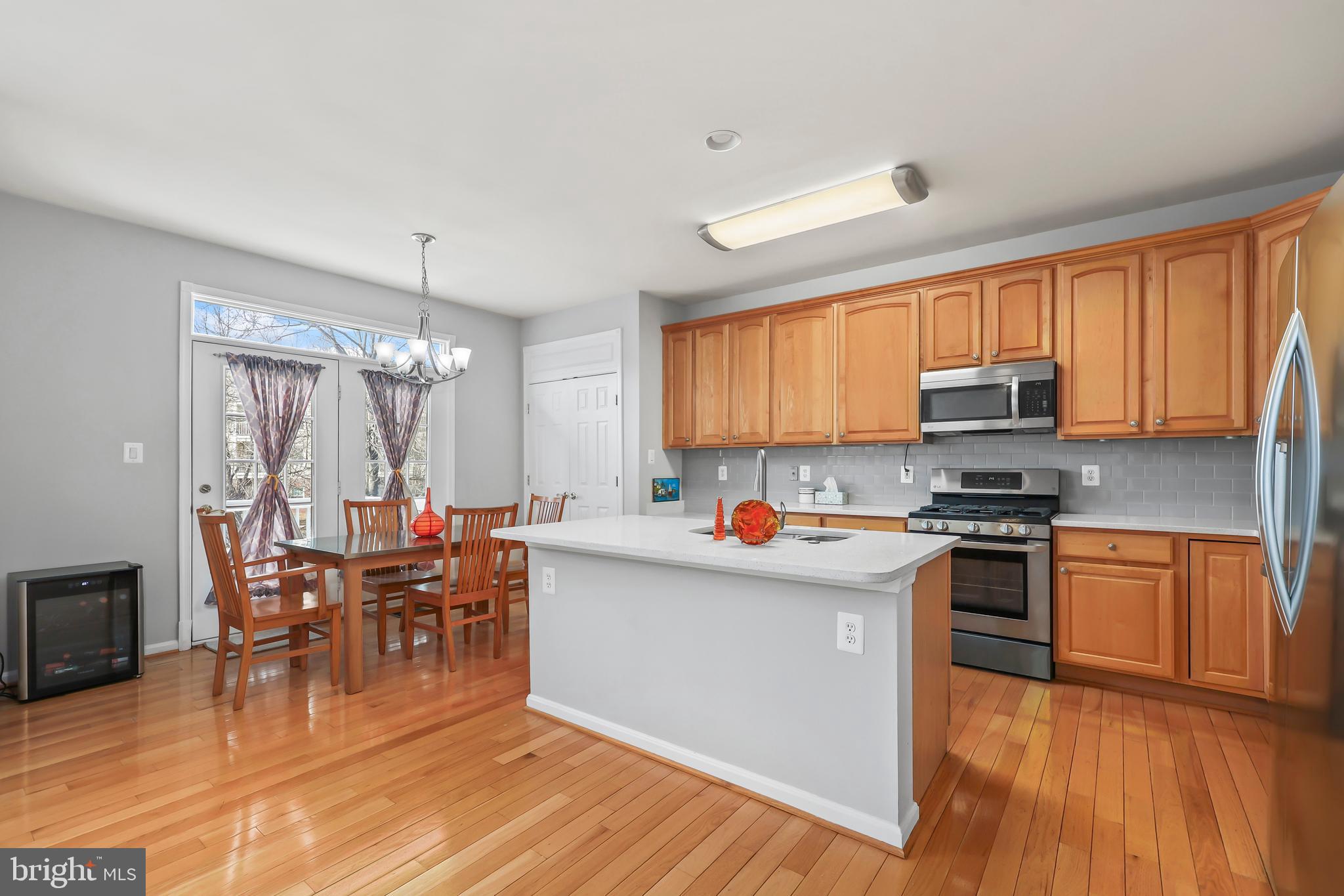 ASHBURN VILLAGE - Residential