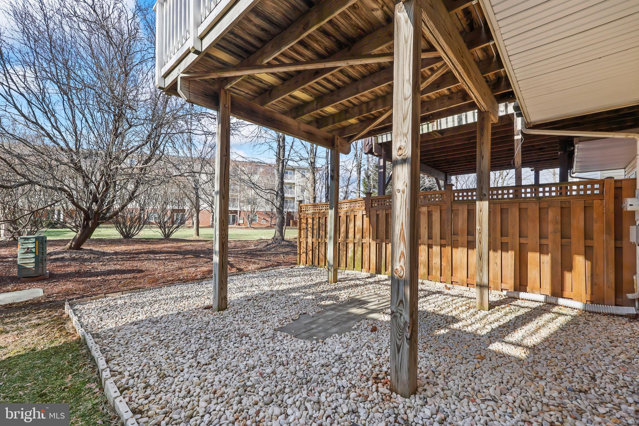 ASHBURN VILLAGE - Residential