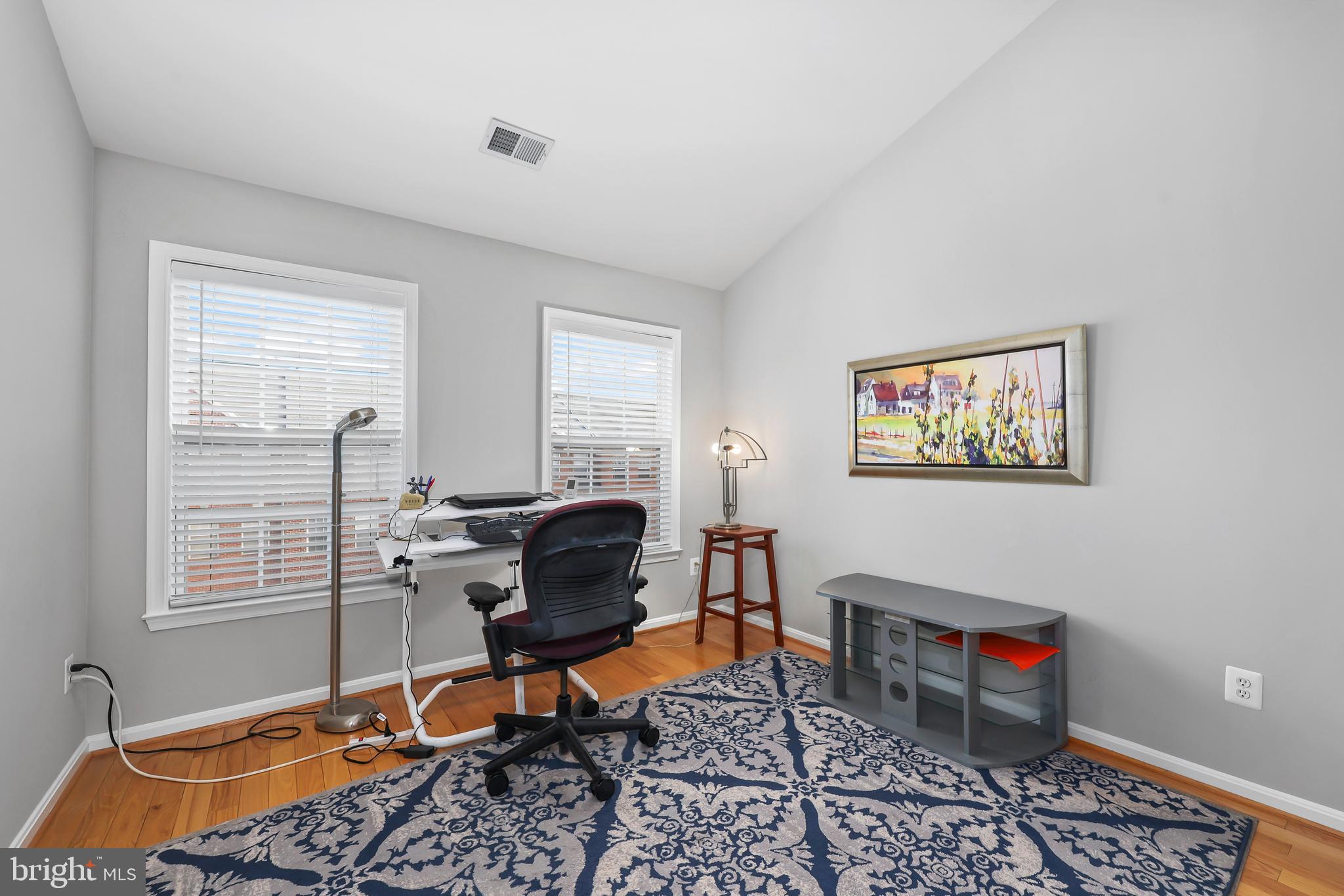 ASHBURN VILLAGE - Residential