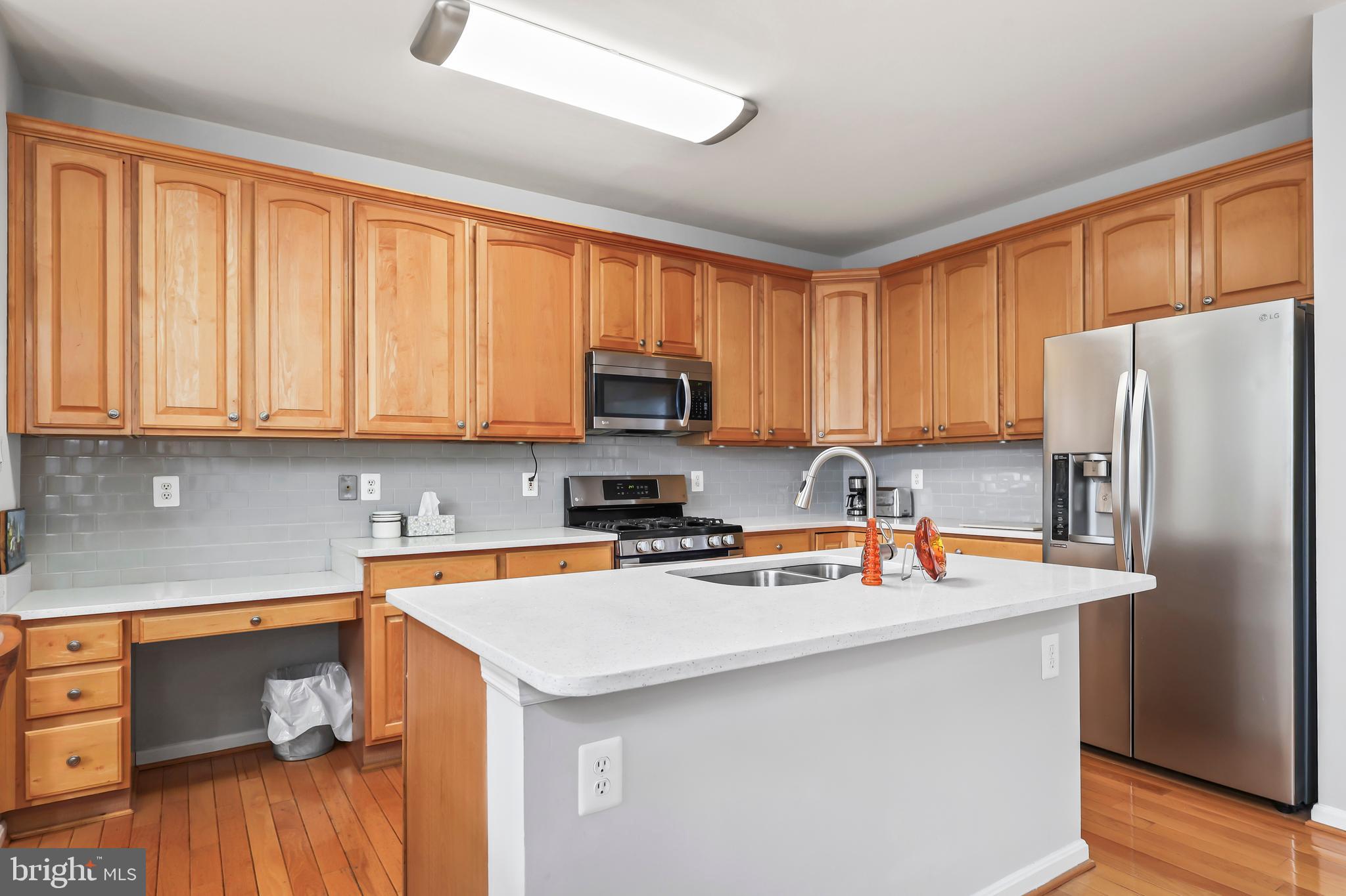 ASHBURN VILLAGE - Residential