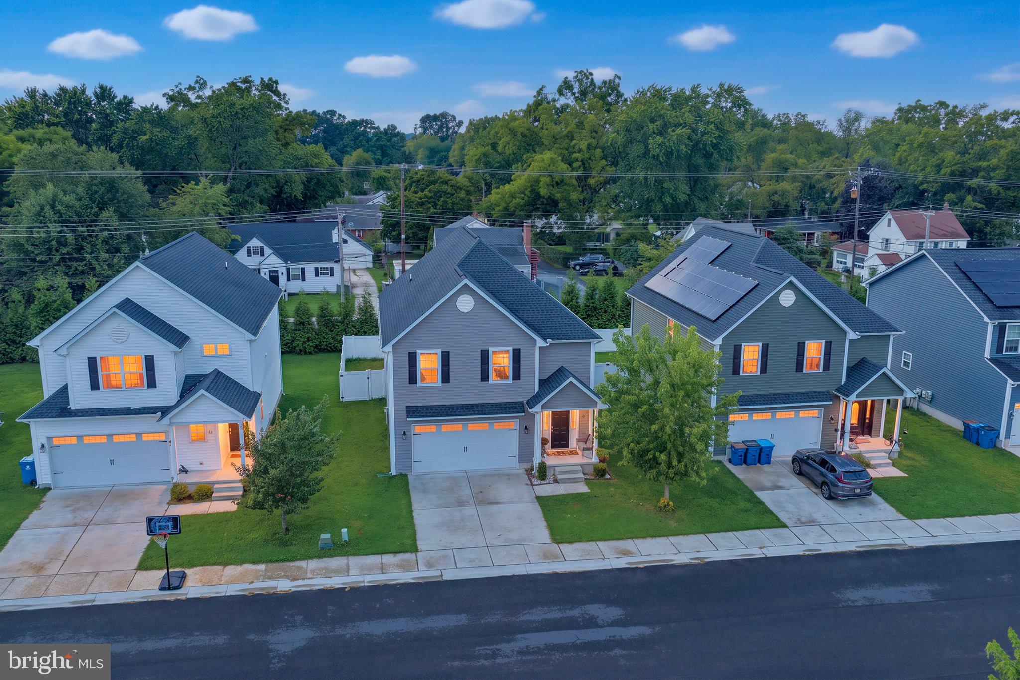 35 SCHOOLVIEW LANE