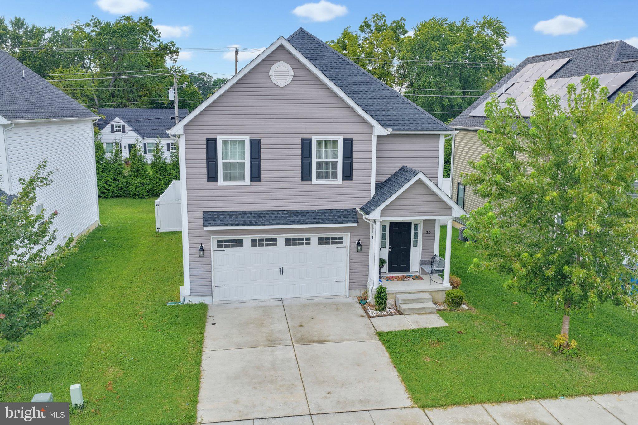 35 SCHOOLVIEW LANE