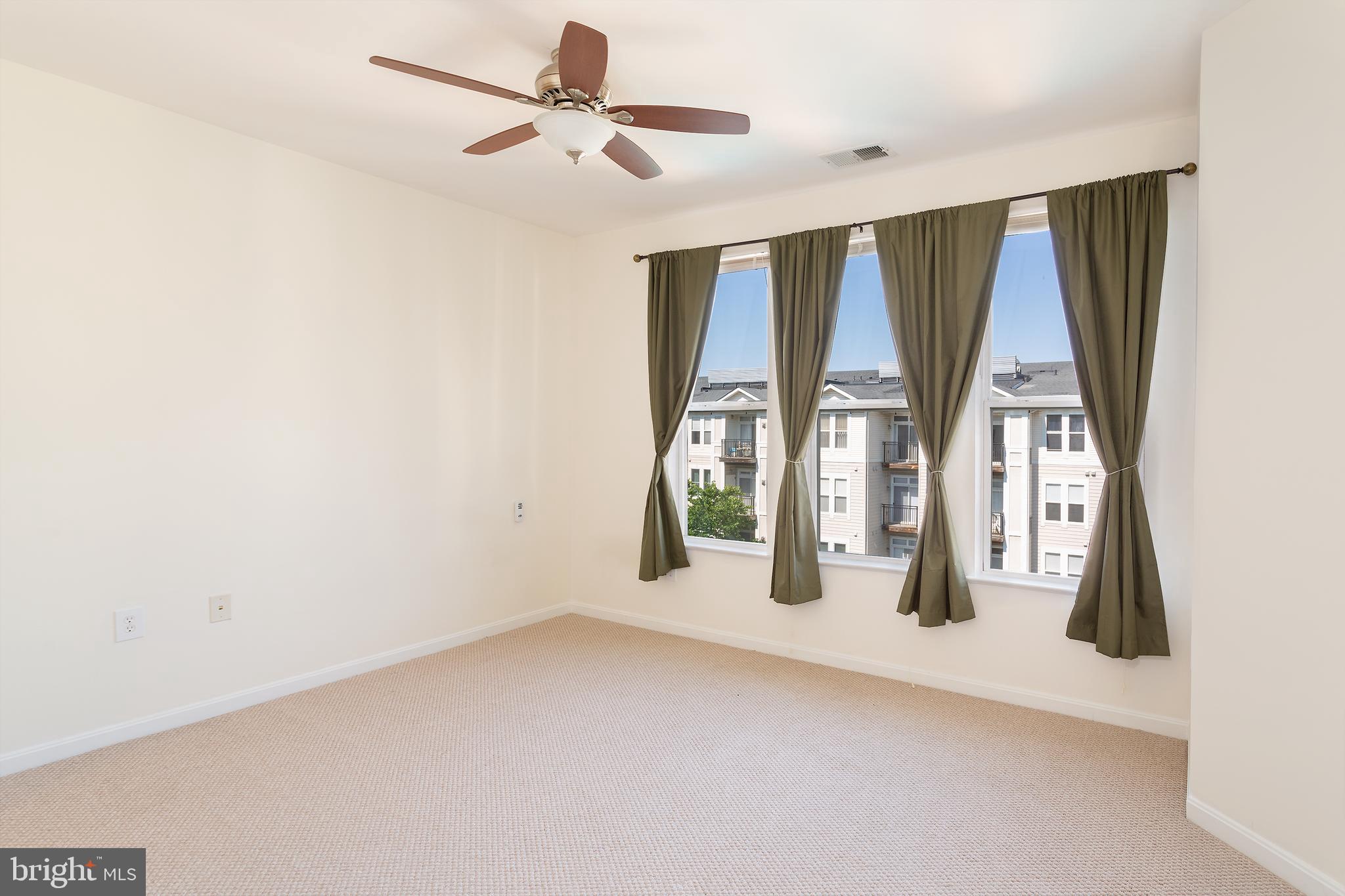 HALSTEAD AT THE METRO - Residential