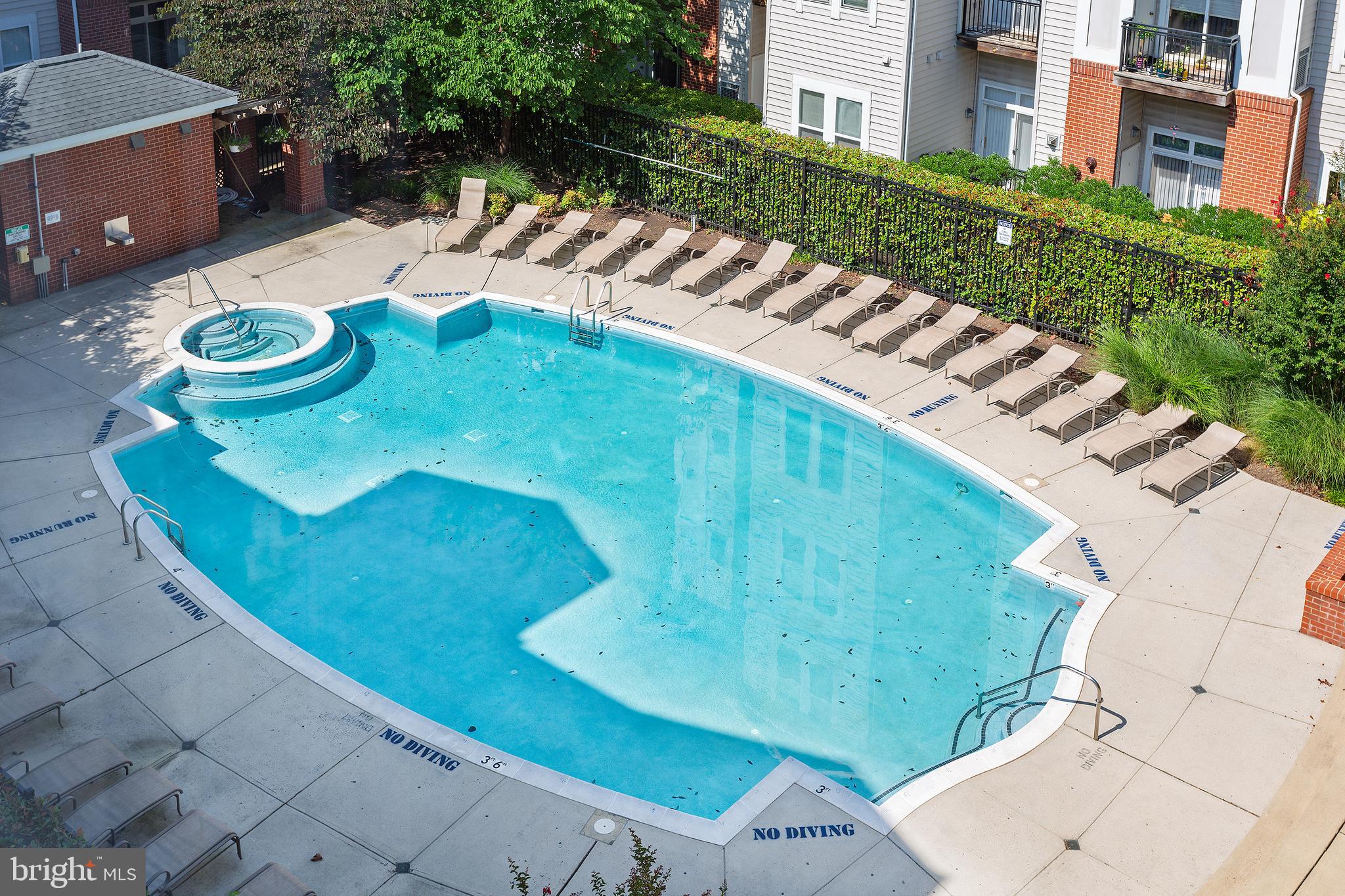 HALSTEAD AT THE METRO - Residential