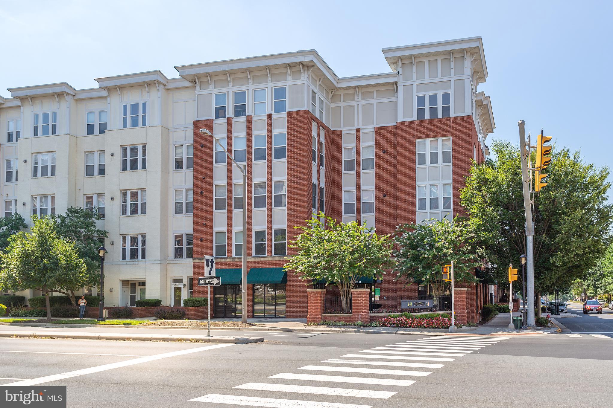 HALSTEAD AT THE METRO - Residential