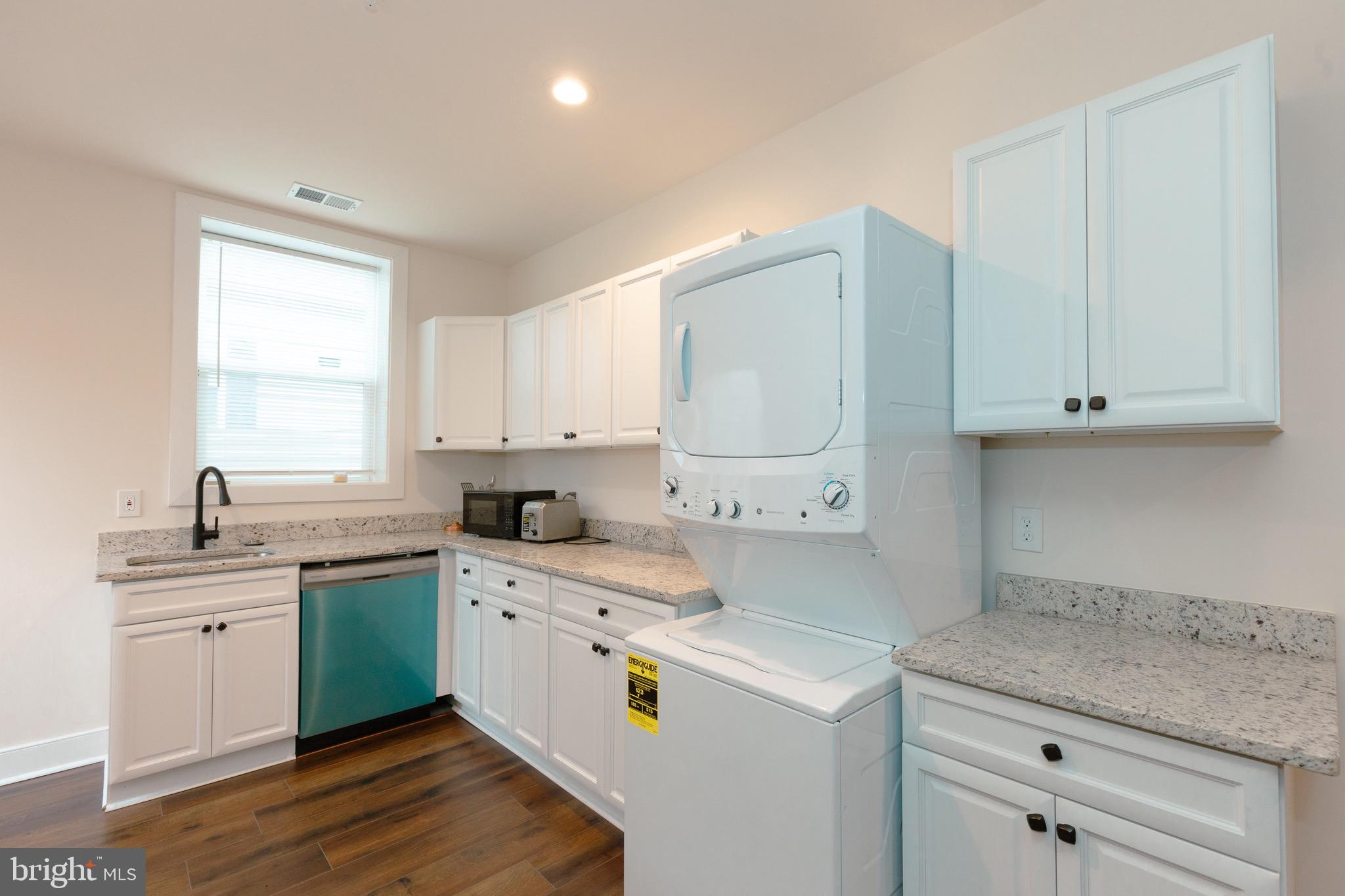 RIVERDALE - Residential Lease