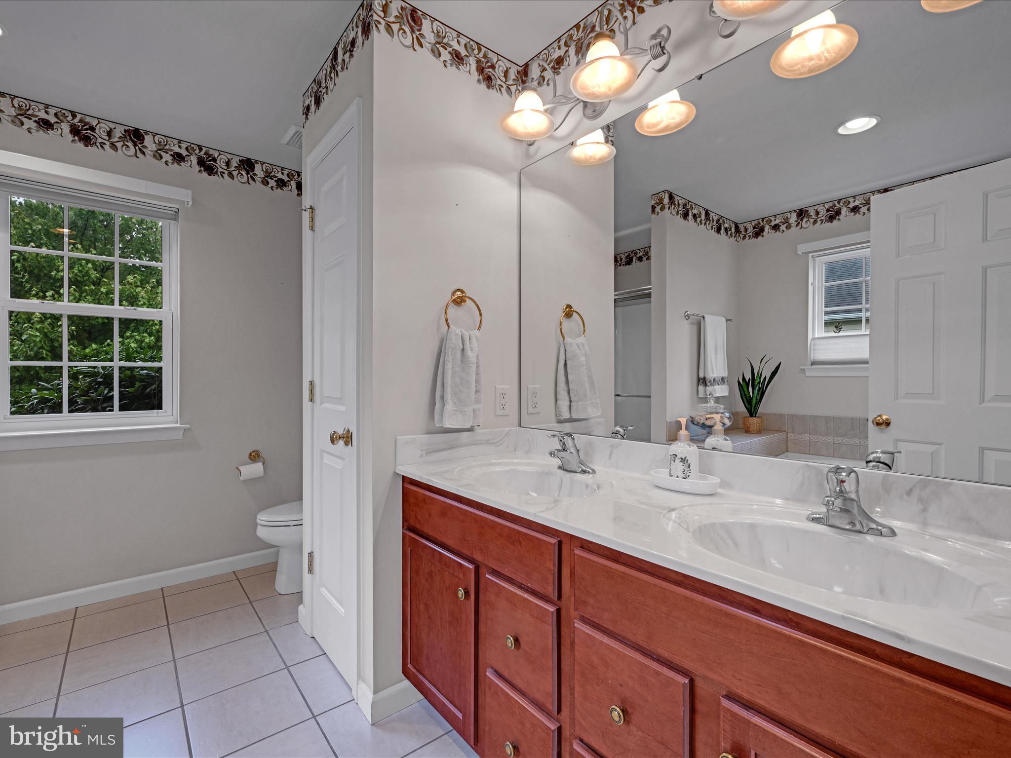 REGENTS PARK - Residential