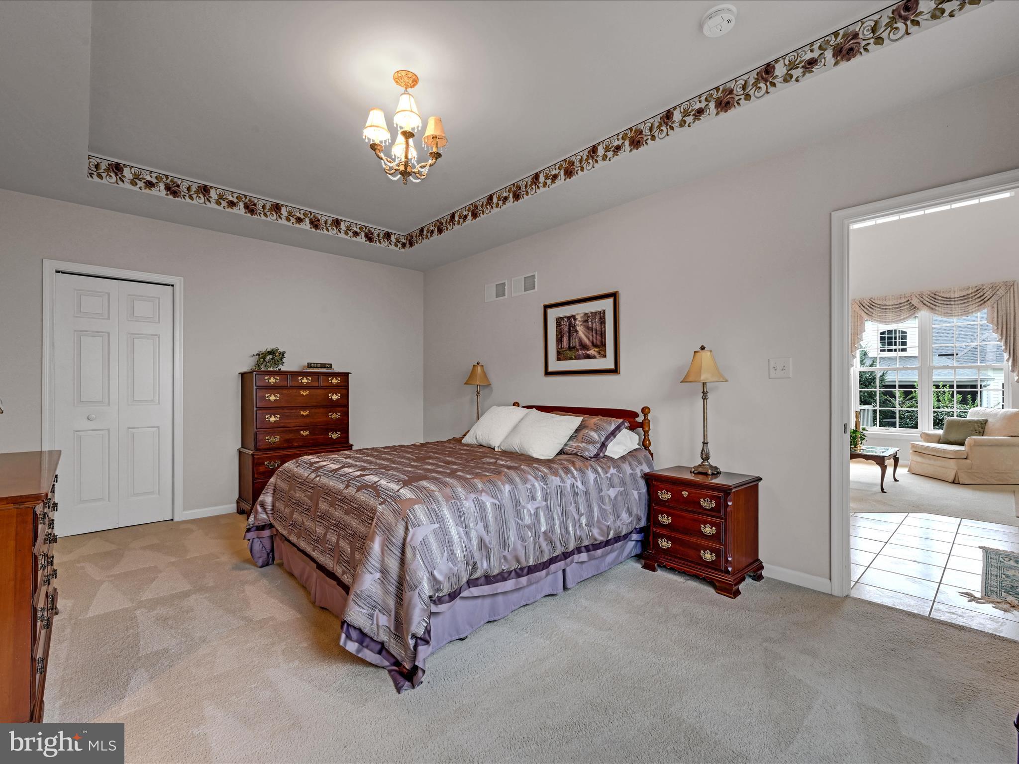 REGENTS PARK - Residential