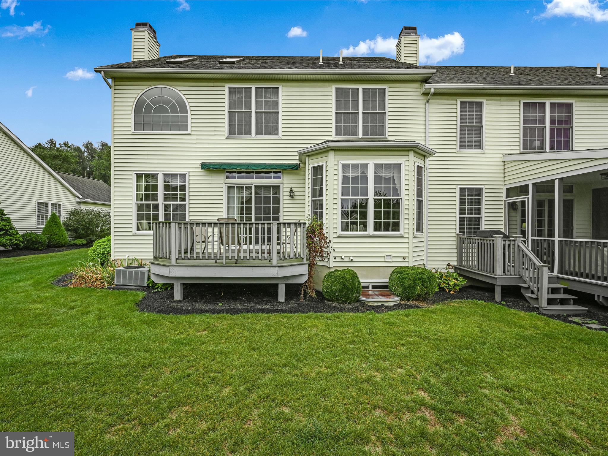 REGENTS PARK - Residential