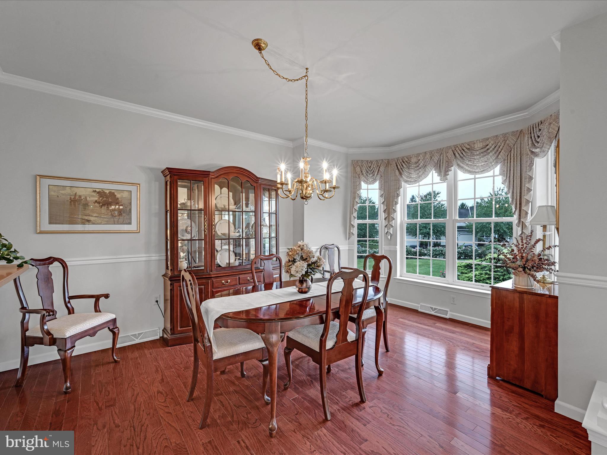 REGENTS PARK - Residential