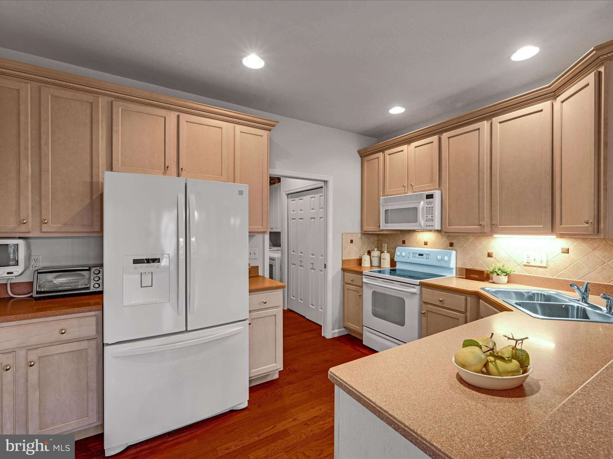 REGENTS PARK - Residential