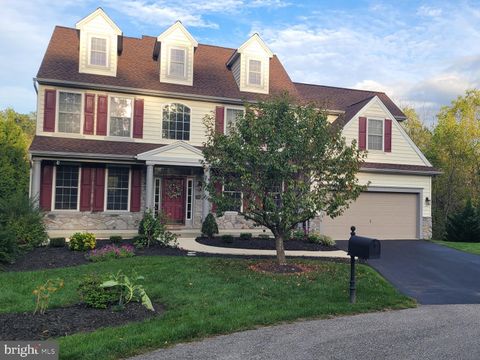 104 KITTANSET COURT AVONDALE PA 19311