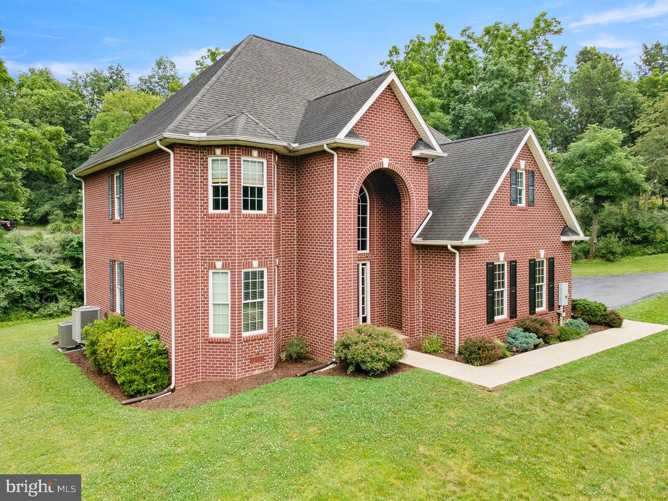 483 SIERRA DRIVE