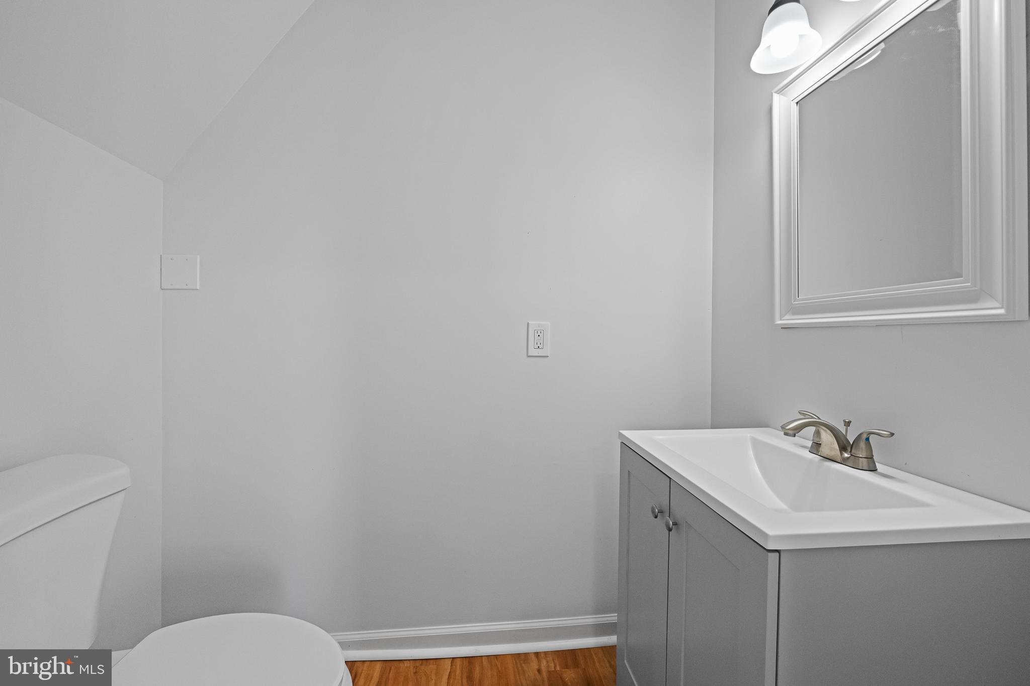 OSBORN TRACK - Residential