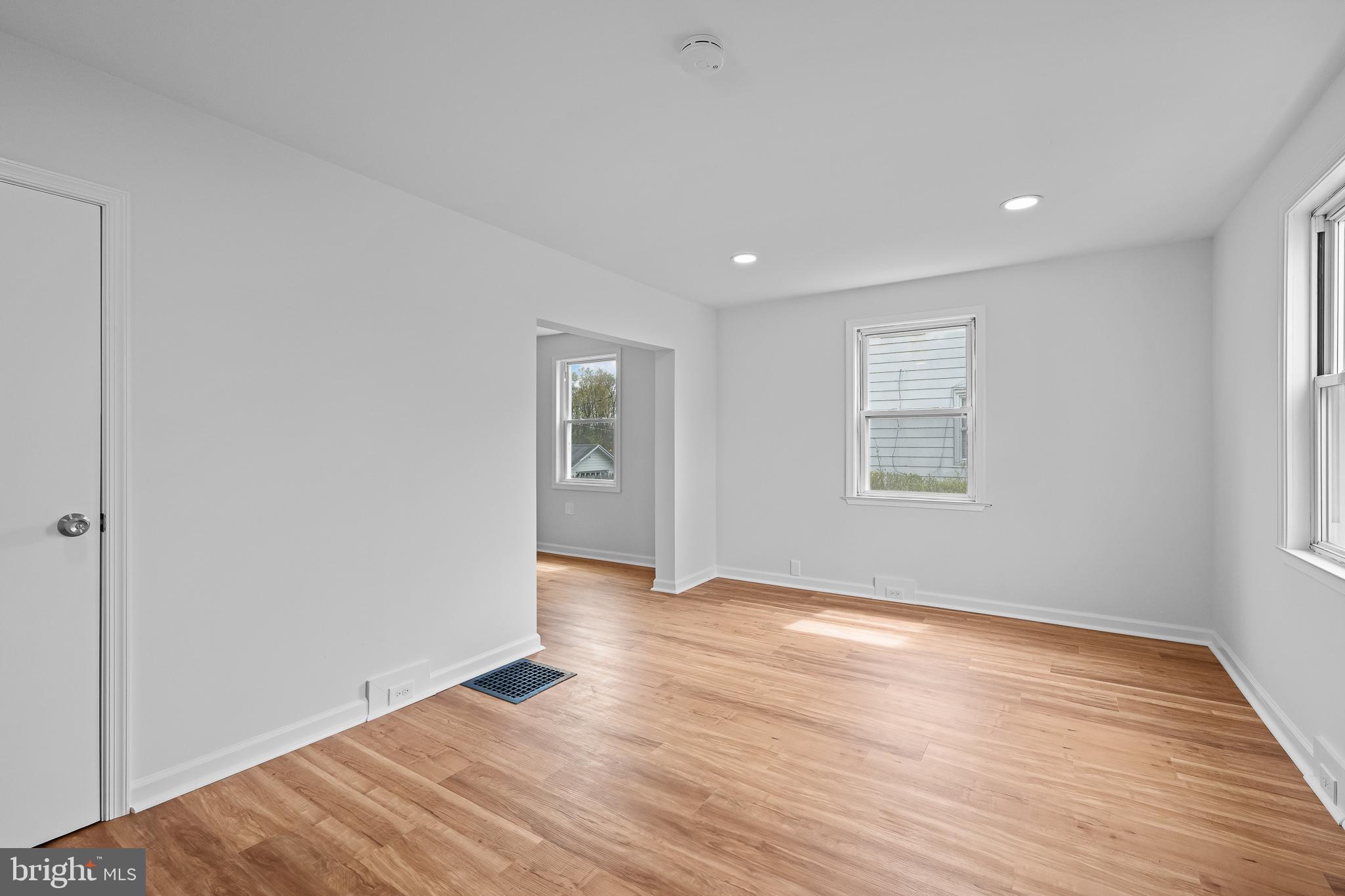 OSBORN TRACK - Residential