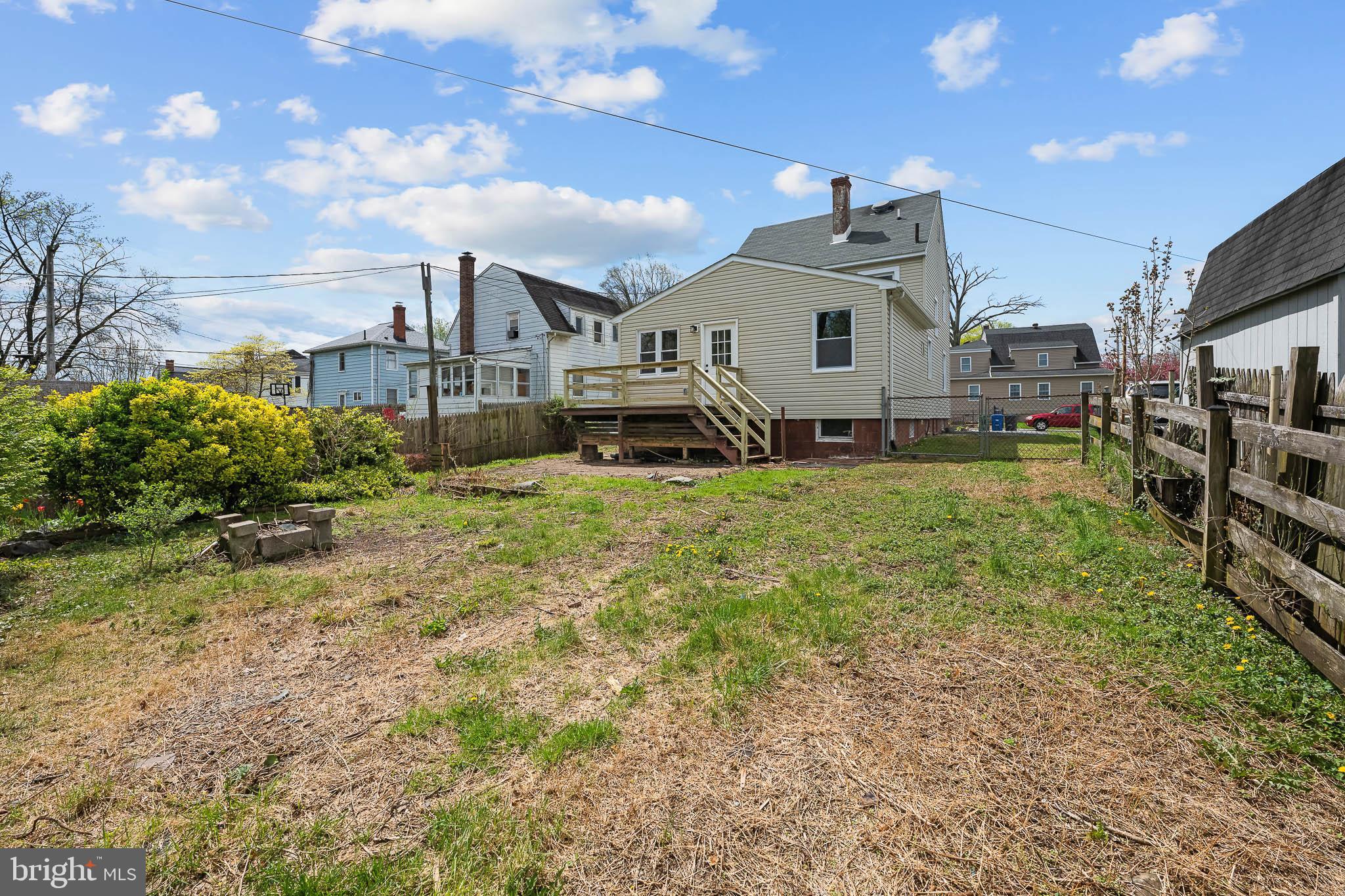 OSBORN TRACK - Residential