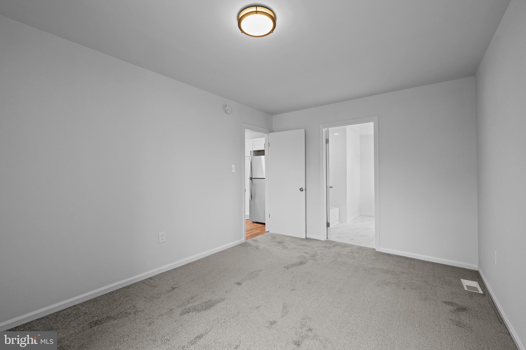 OSBORN TRACK - Residential