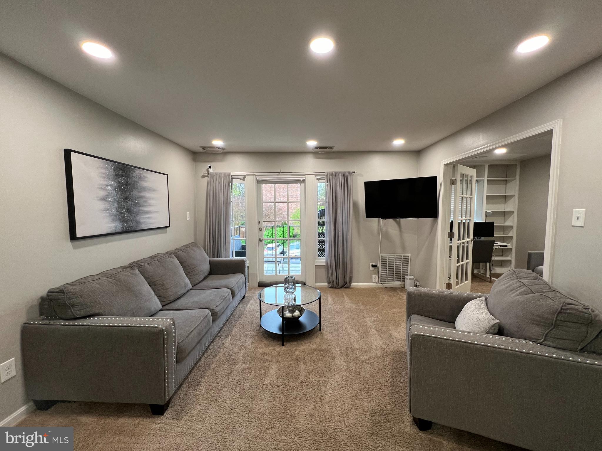 CARDINAL FOREST - Residential Lease