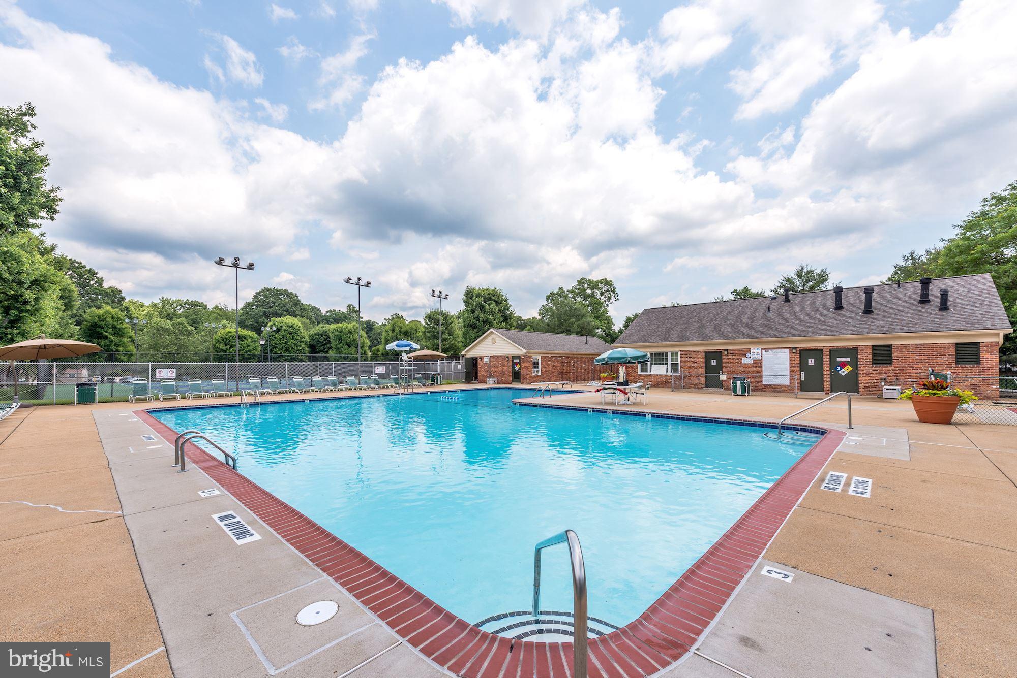 CARDINAL FOREST - Residential Lease