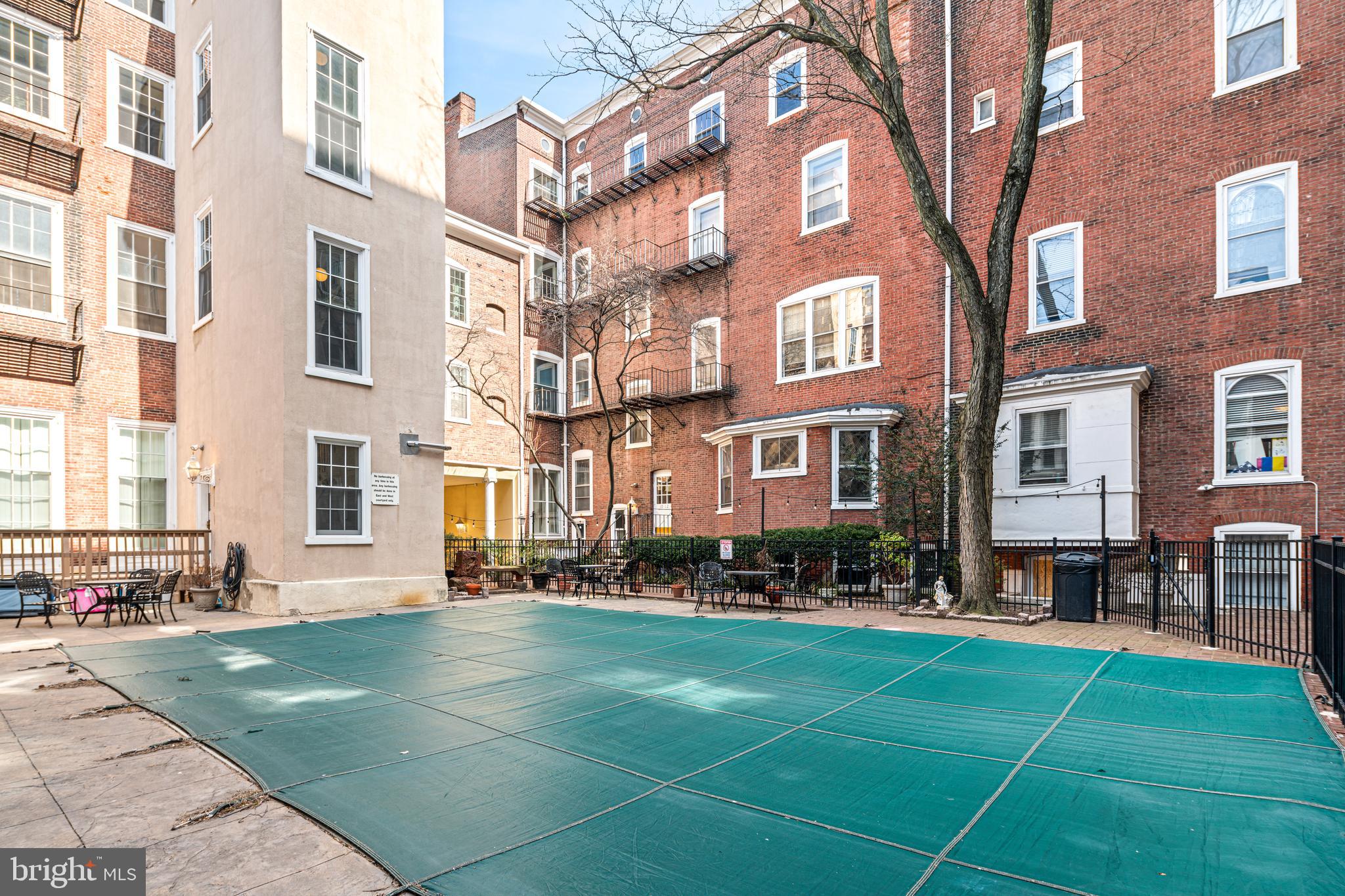 WASHINGTON SQ WEST - Residential