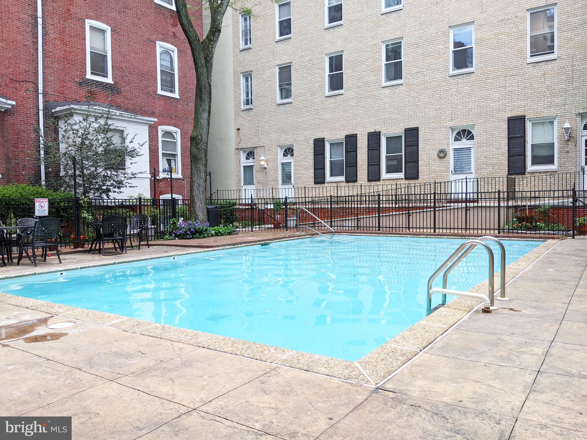 WASHINGTON SQ WEST - Residential