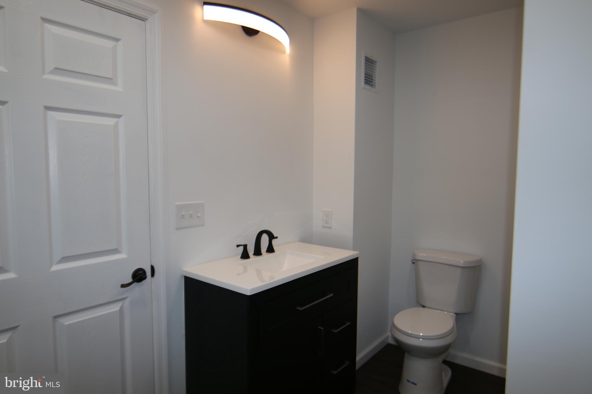 OAK HILLS - Residential