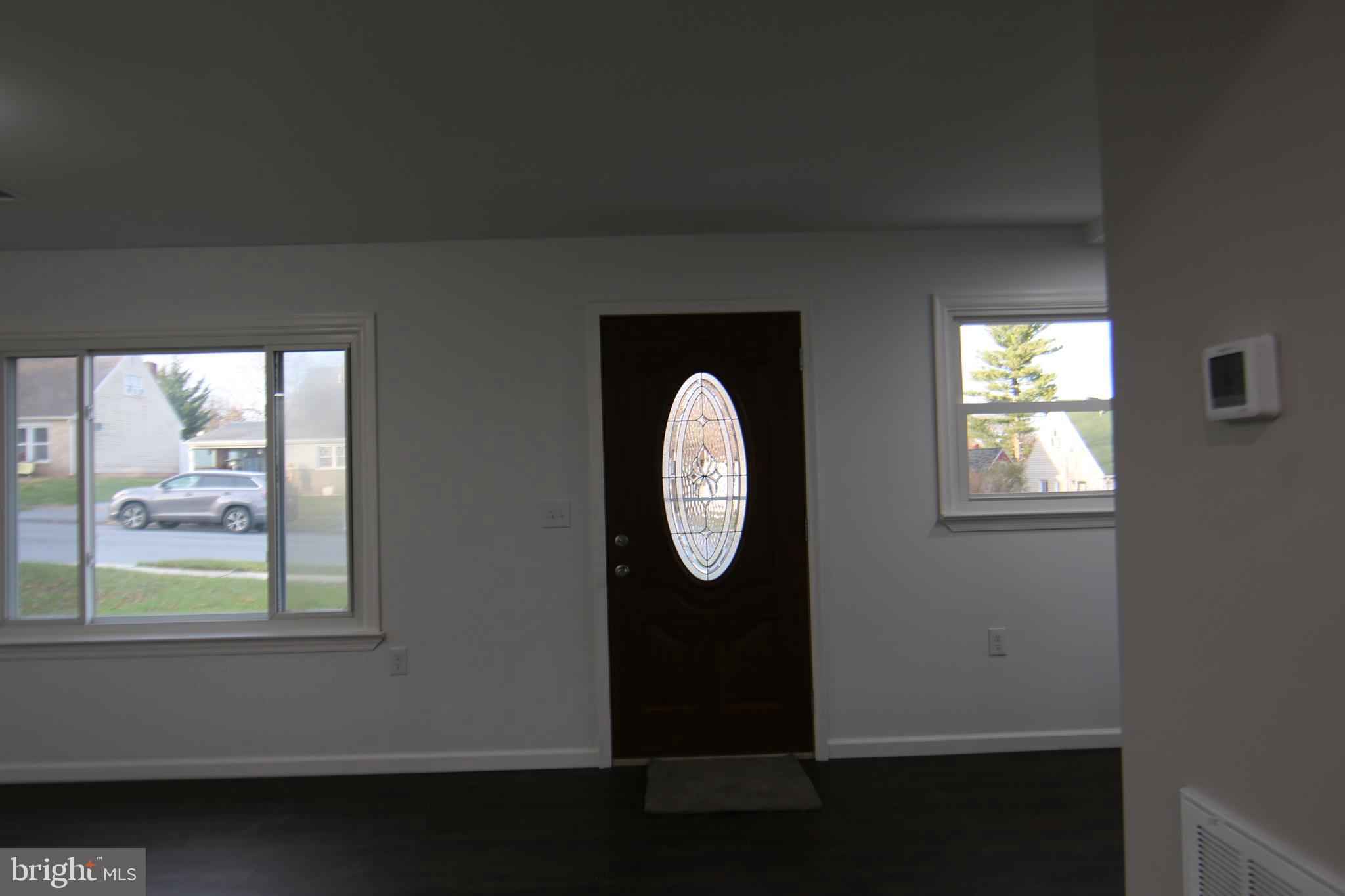 OAK HILLS - Residential