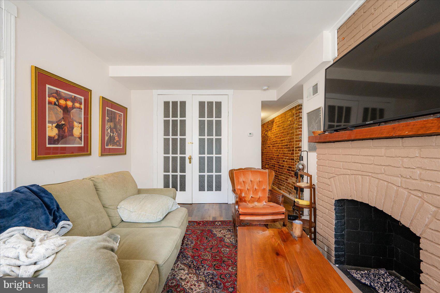 FELLS POINT HISTORIC DISTRICT - Commercial Sale