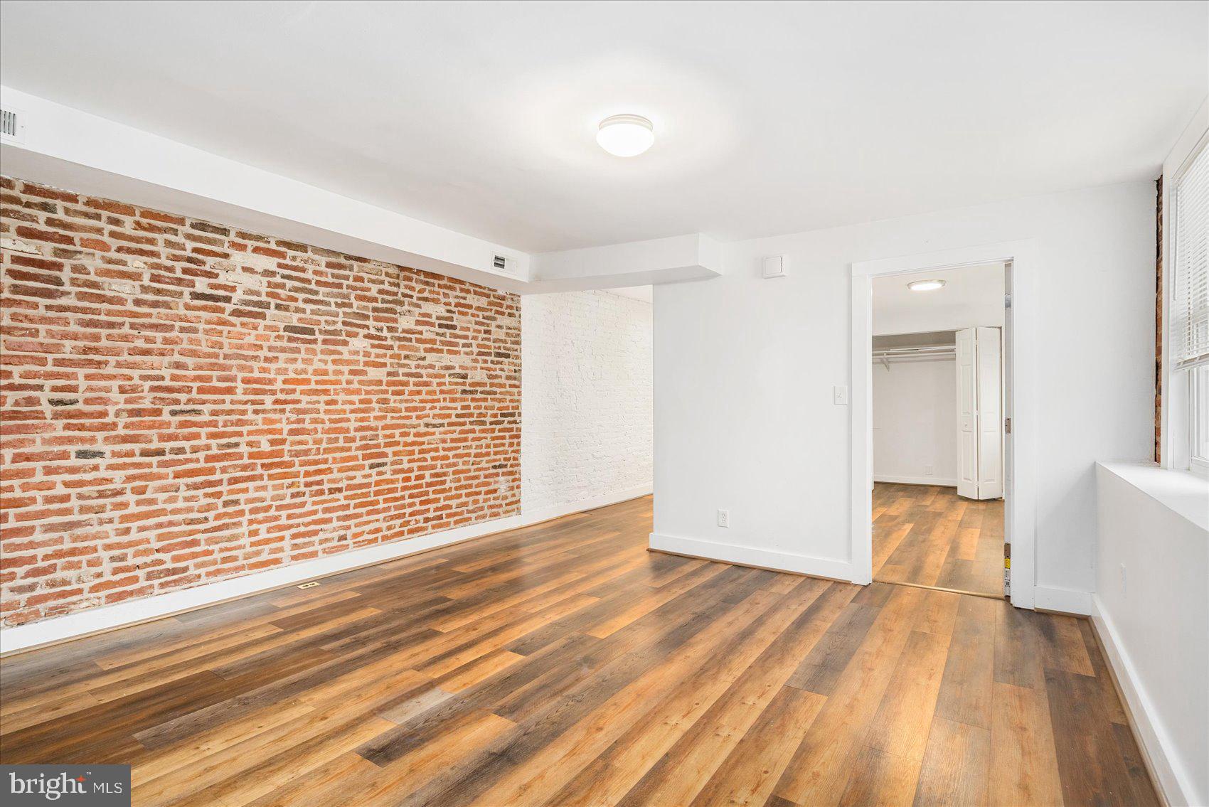 FELLS POINT HISTORIC DISTRICT - Commercial Sale