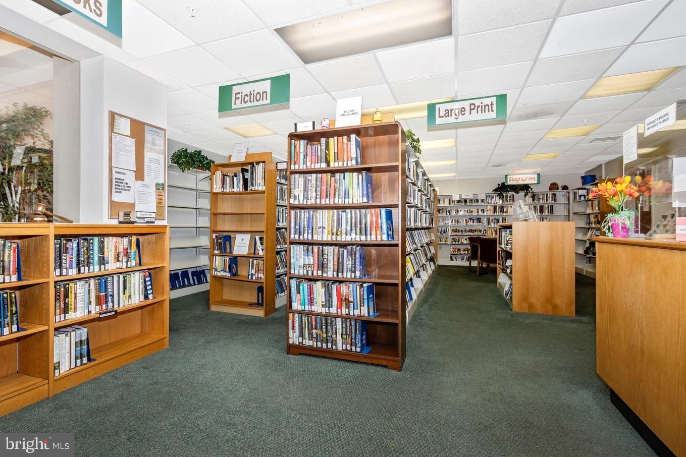 LEISURE WORLD - Residential