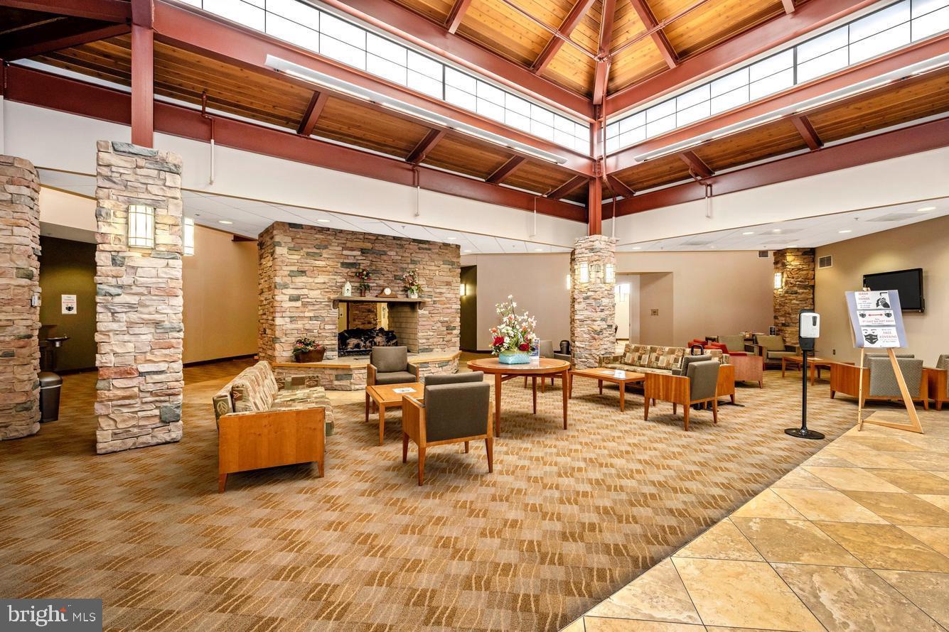 LEISURE WORLD - Residential