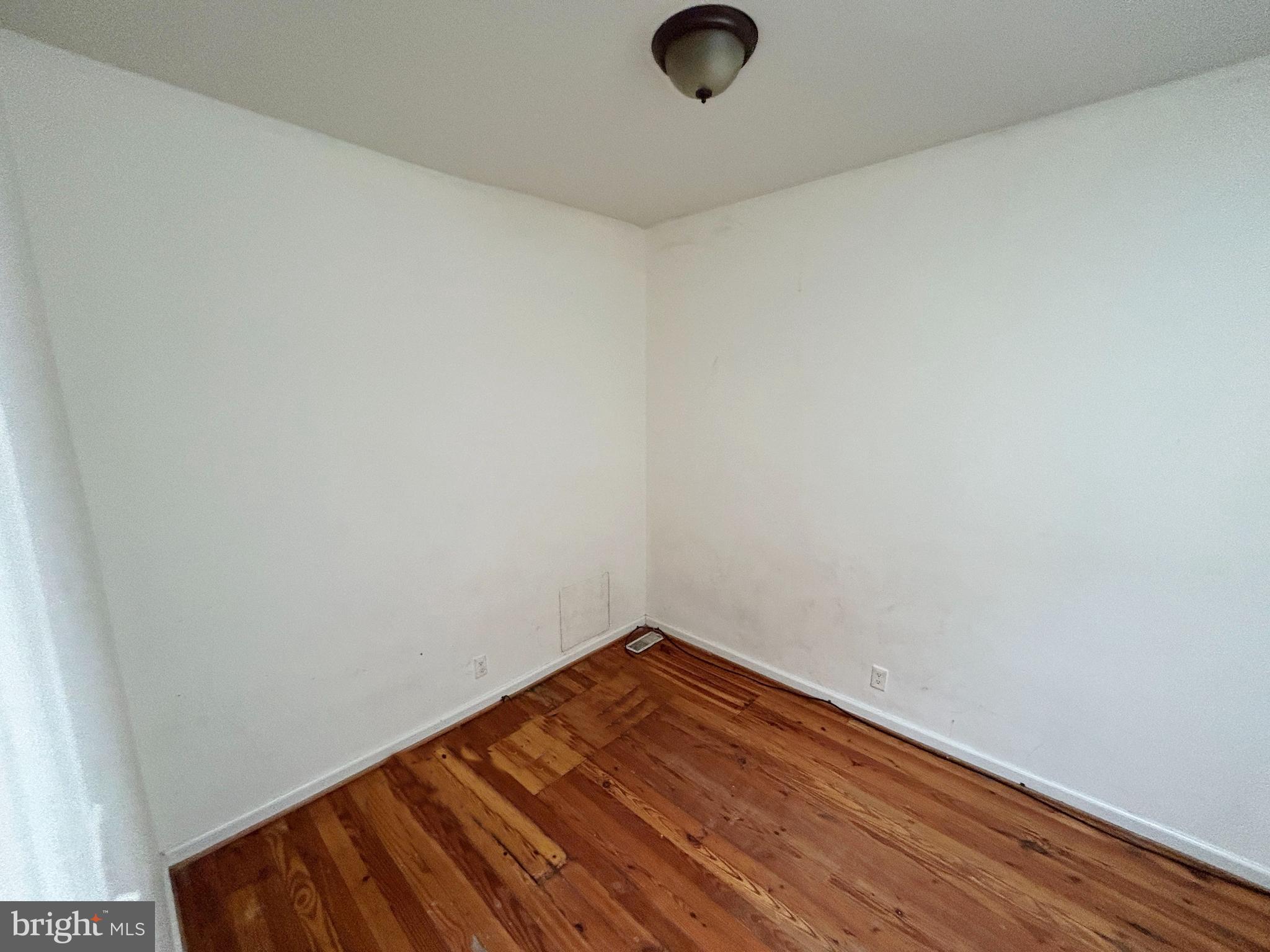 WASHINGTON VILLAGE - Residential