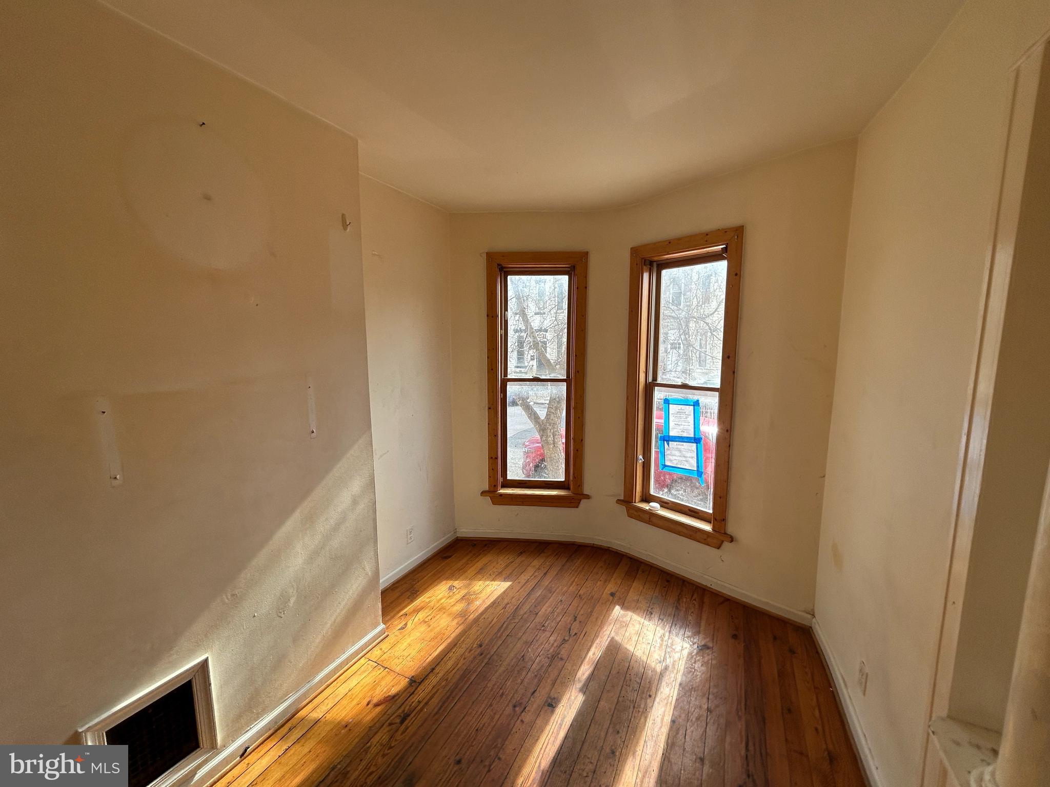 WASHINGTON VILLAGE - Residential